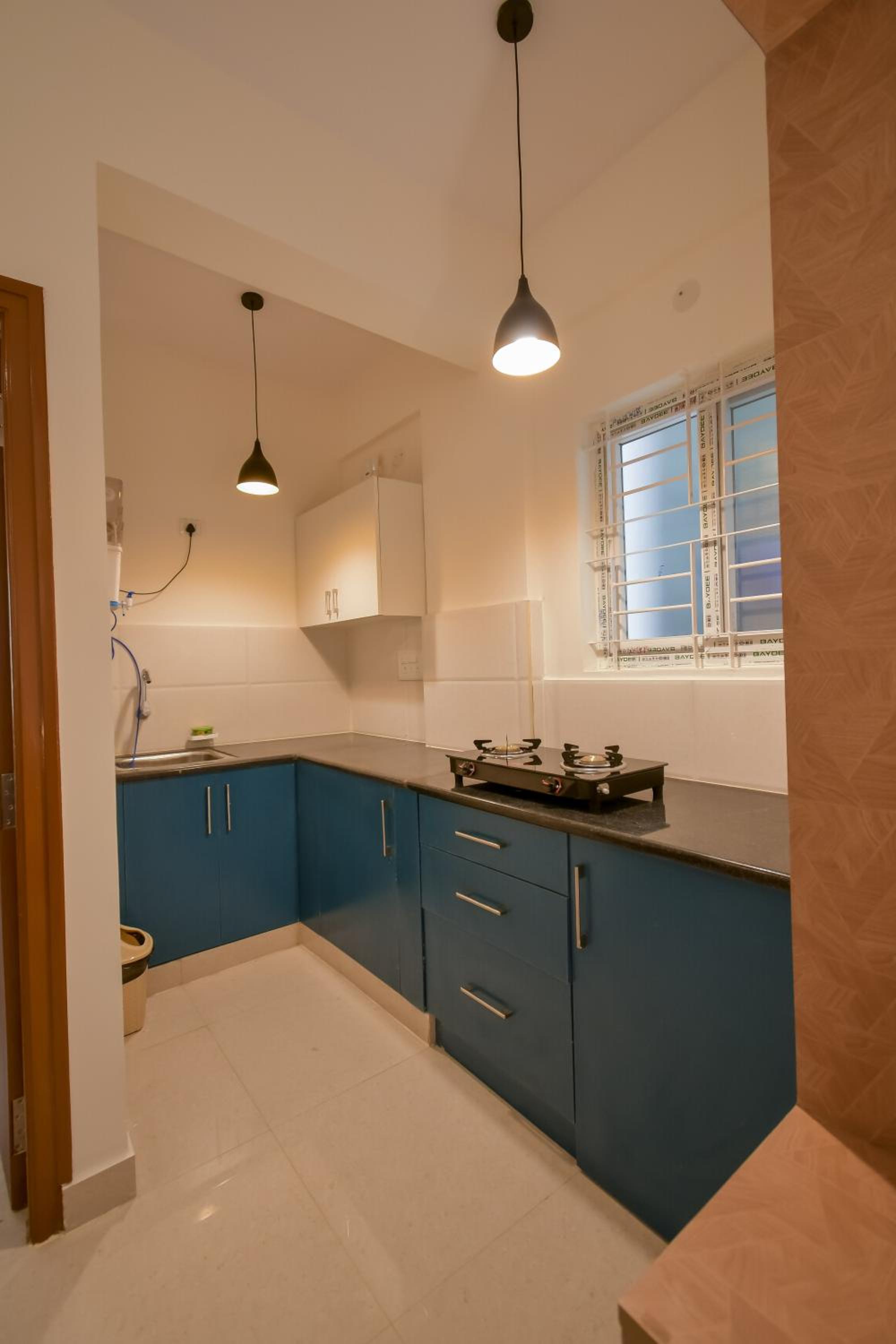 Deluxe One-Bedroom Apartment - Photo 27