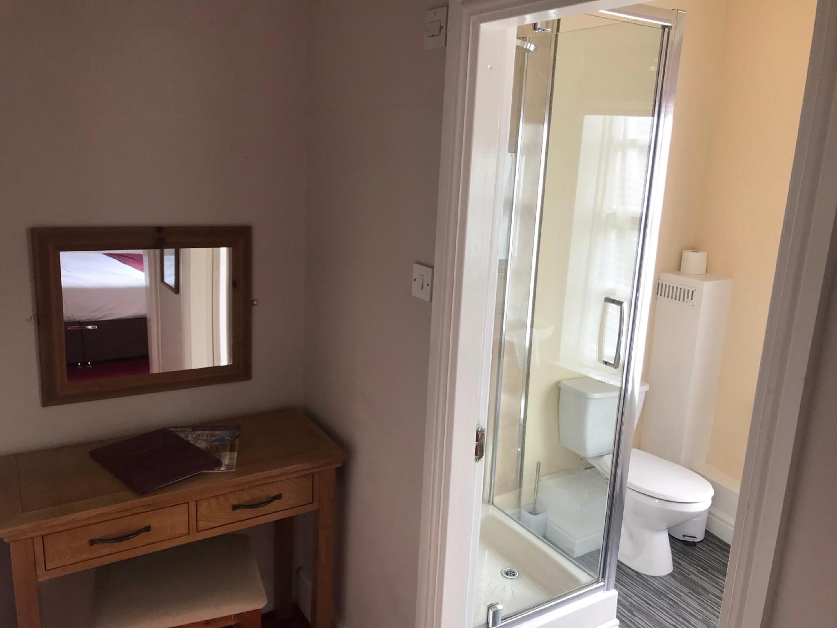 Double Room - Photo 3