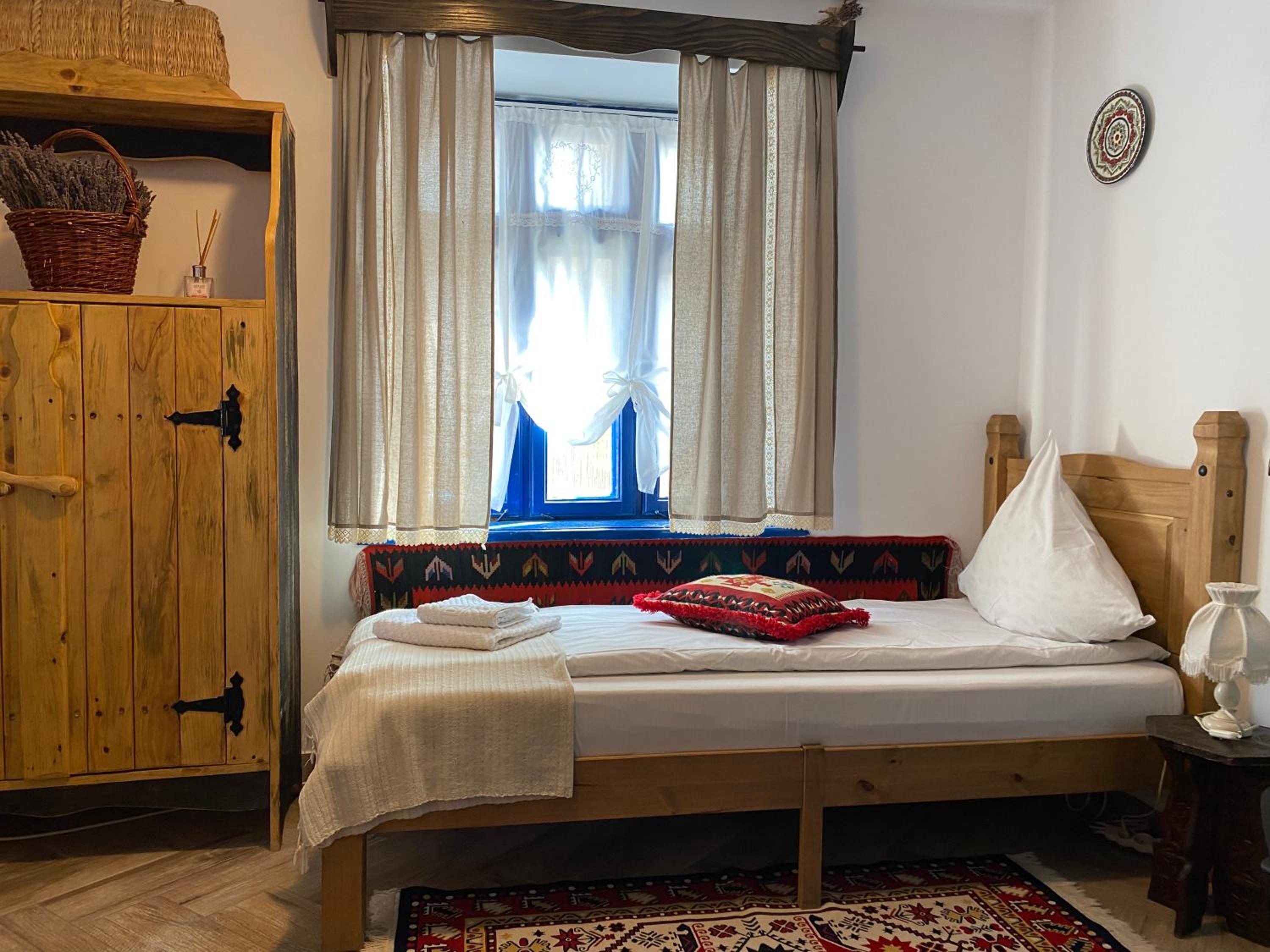 Deluxe Triple Room photo 3