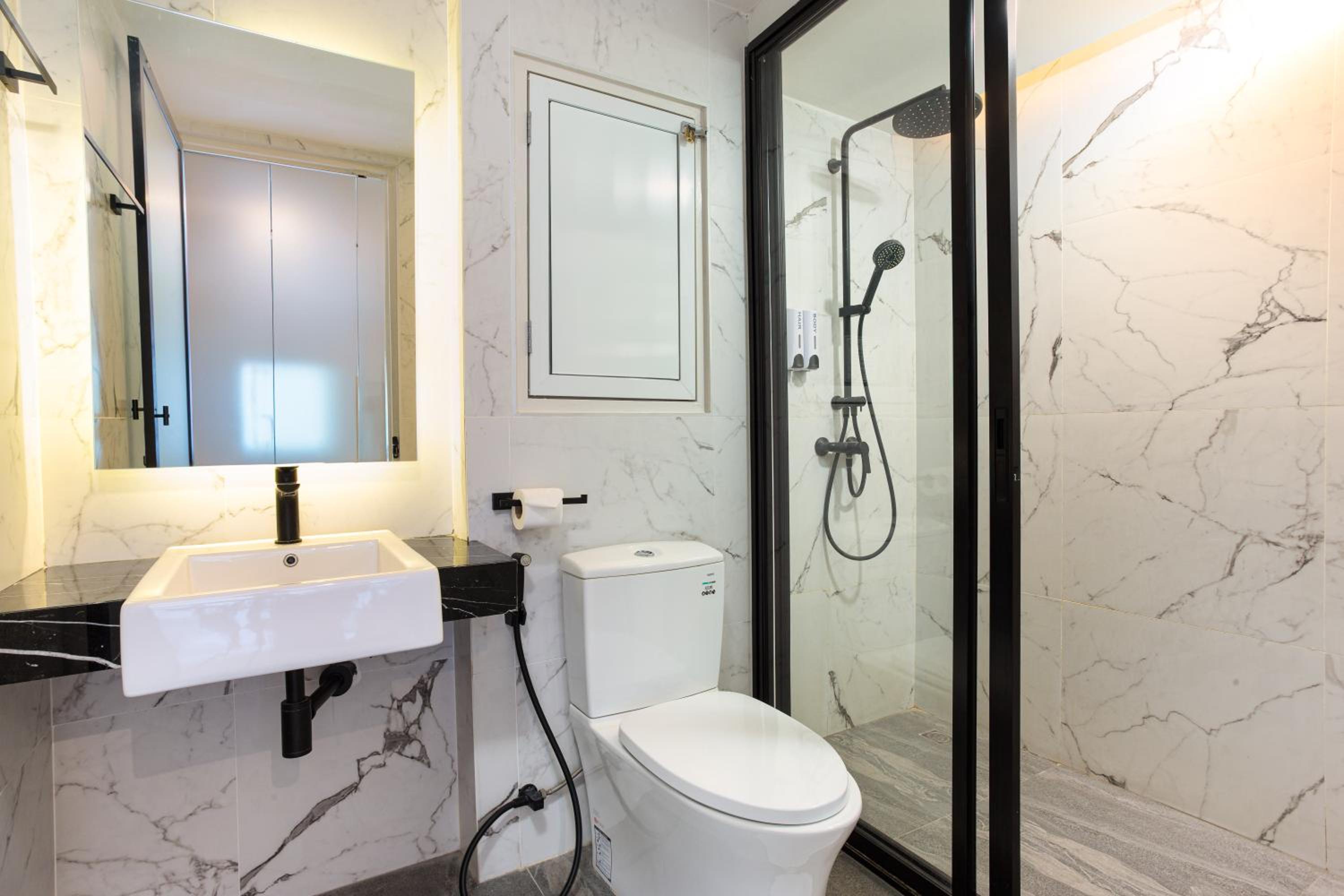 Standard Double Room - Photo 2