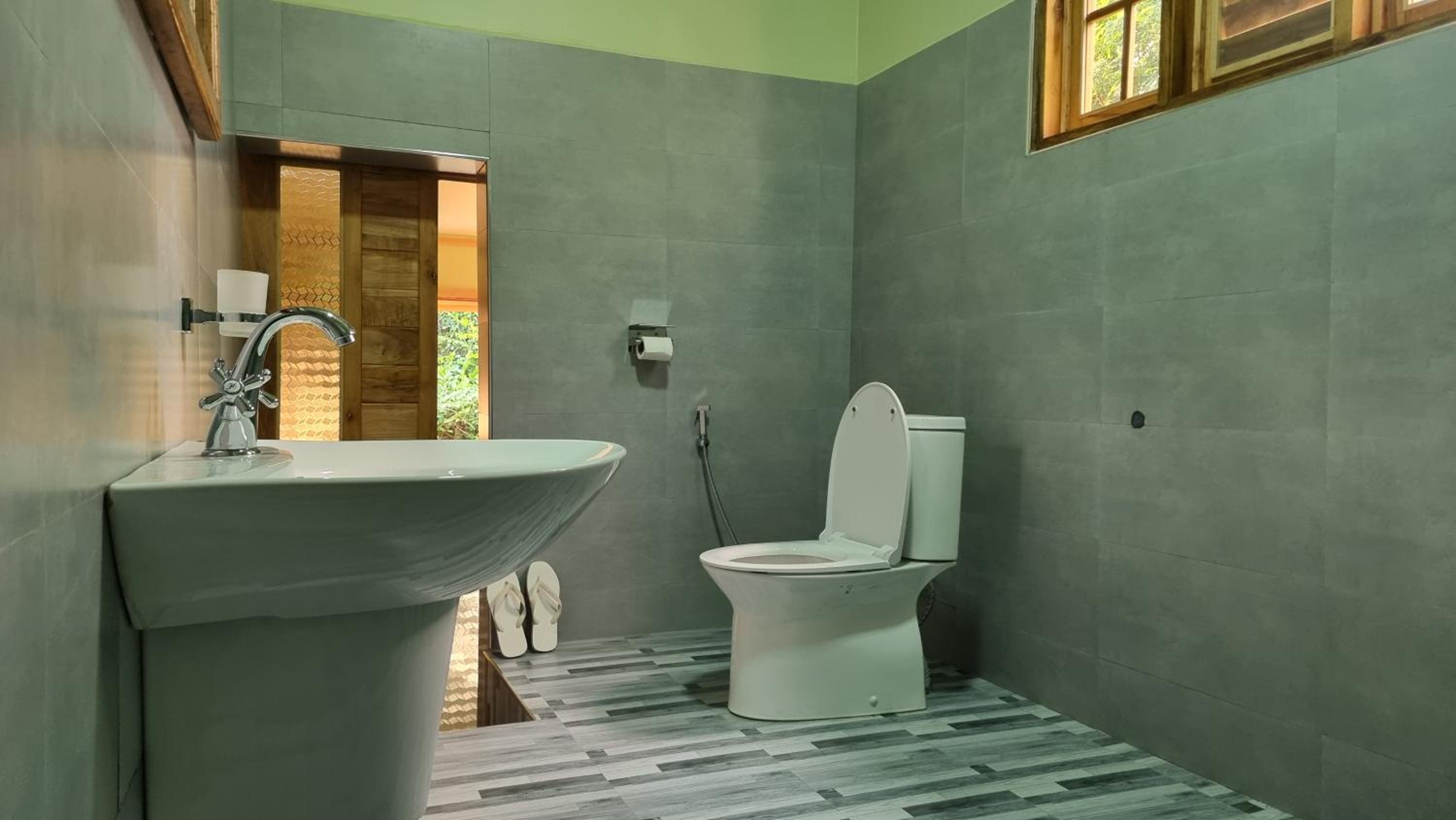 Double Room with Private Bathroom