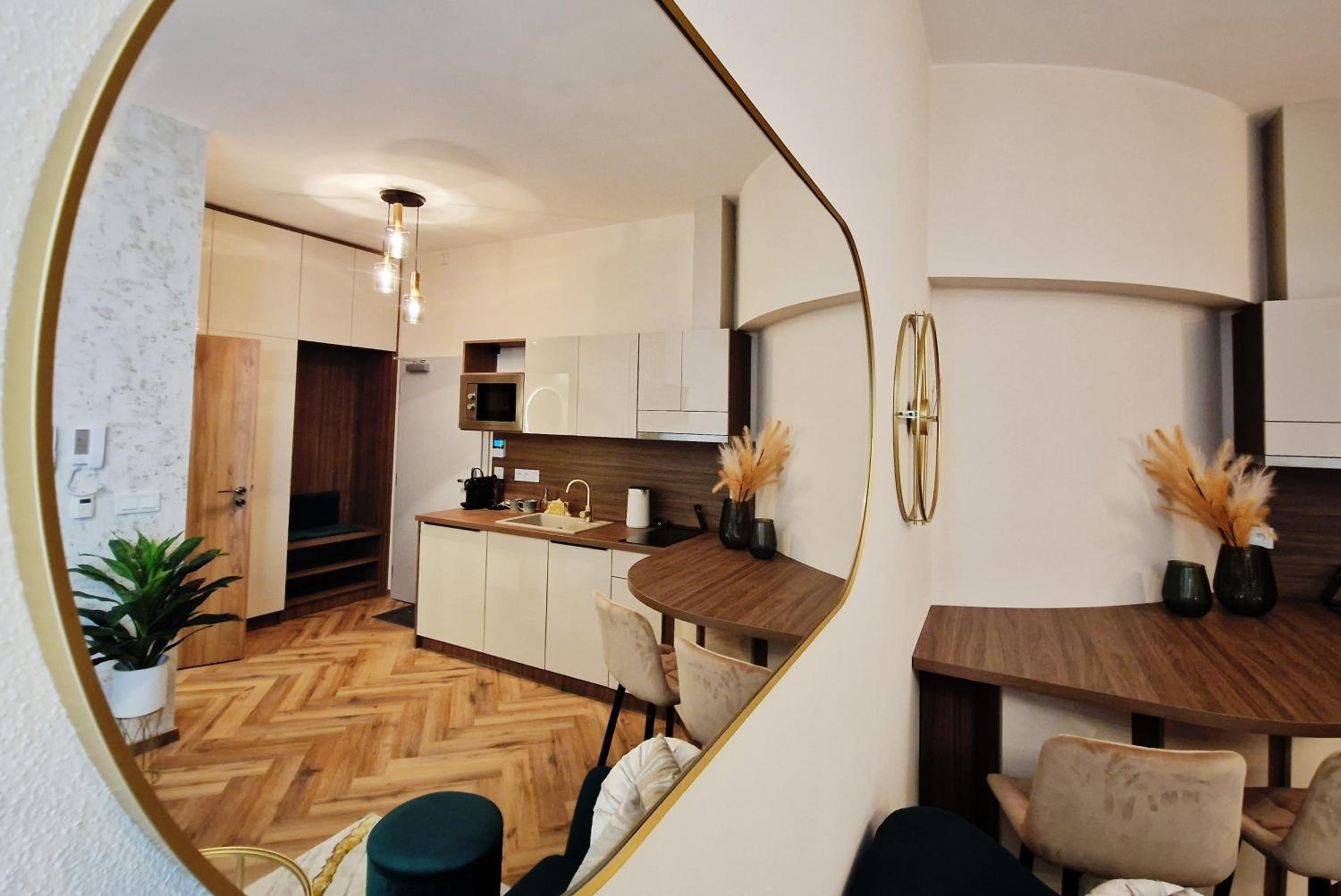 Apartment photo 1