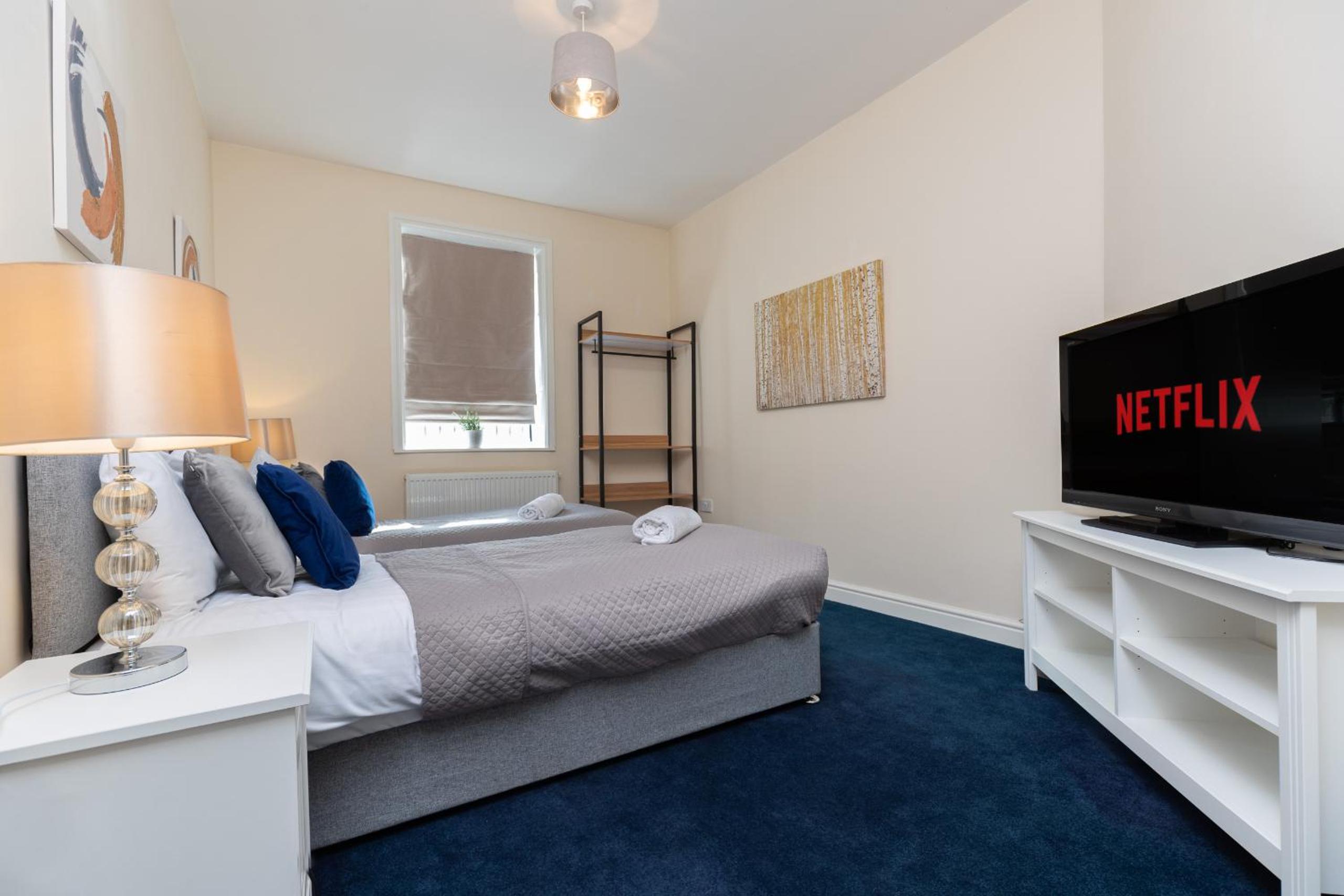 Two-Bedroom Cottage photo 1