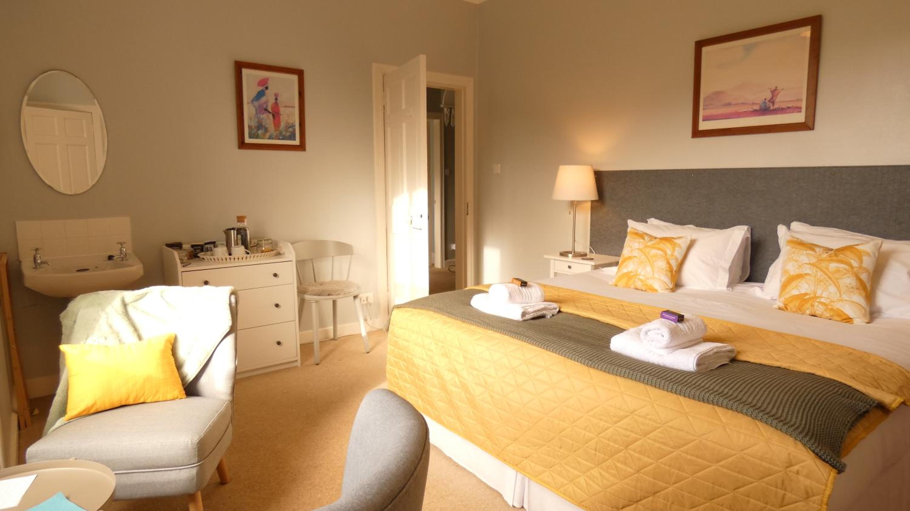 Double or Twin Room with Private External Bathroom photo 3