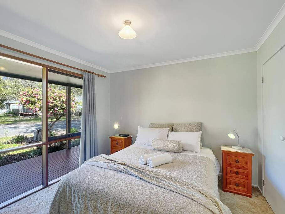 Three-Bedroom House photo 1