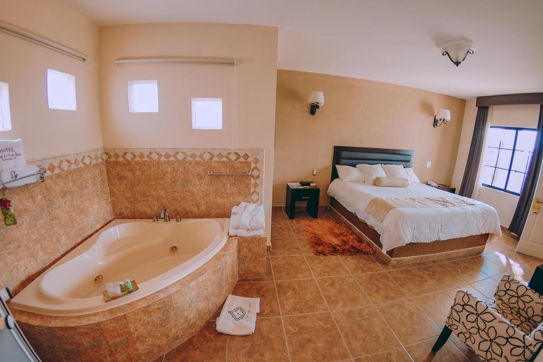 King Suite with Spa Bath