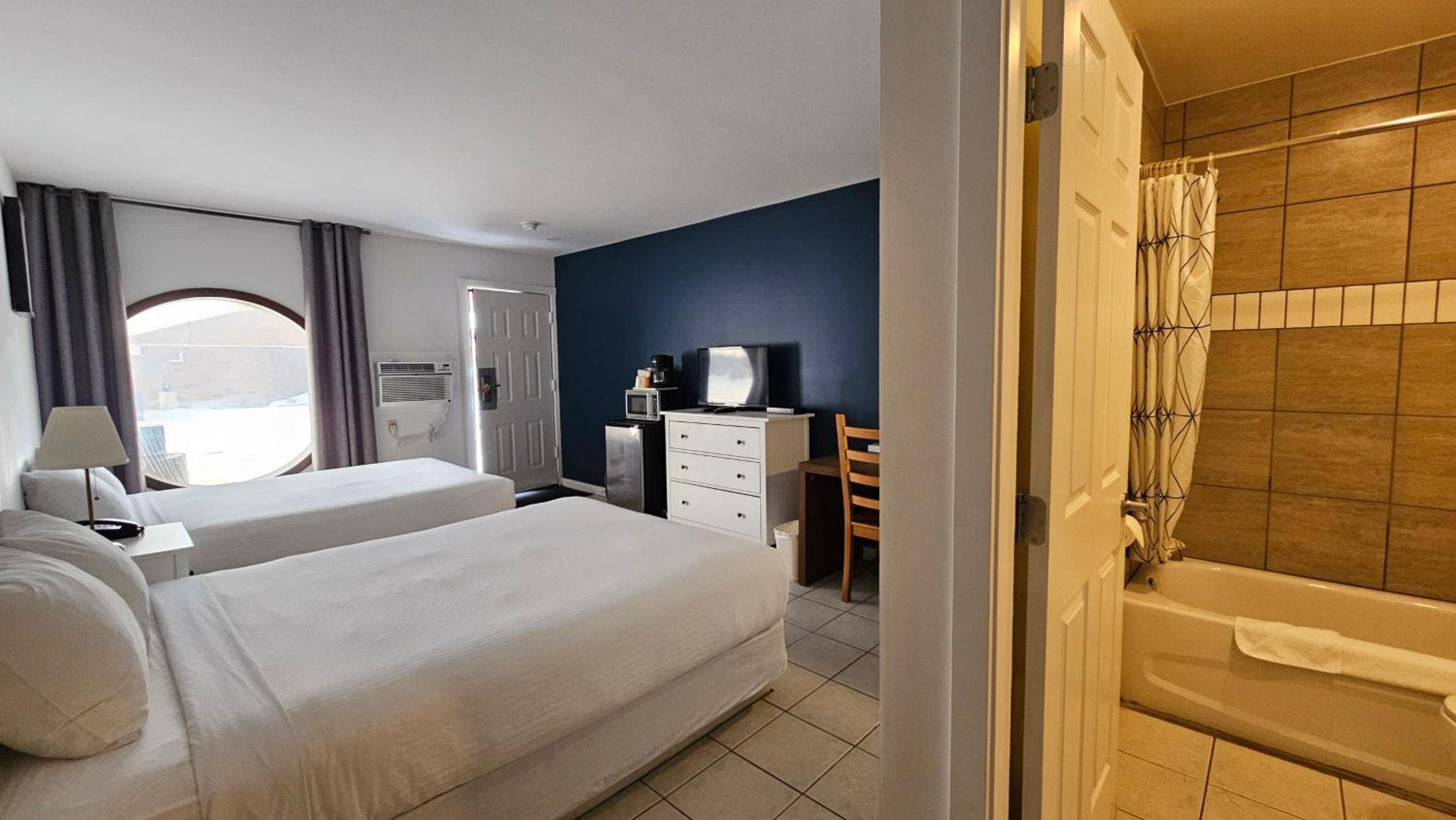 Economy Double Room - Pet Friendly photo 3