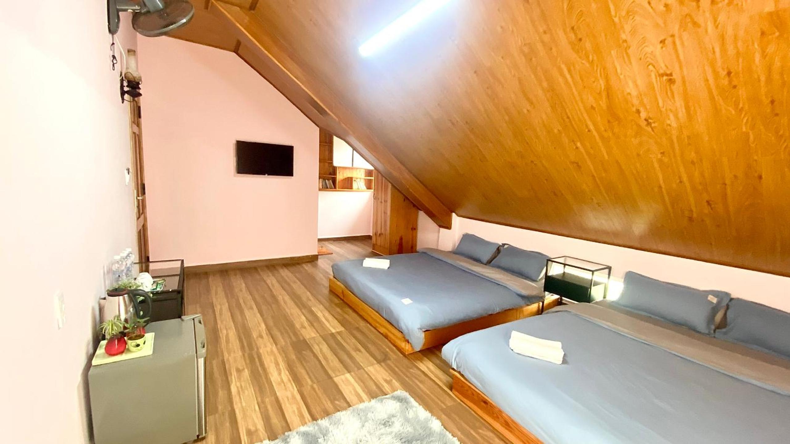 Japanese-Style Quadruple Room photo 3