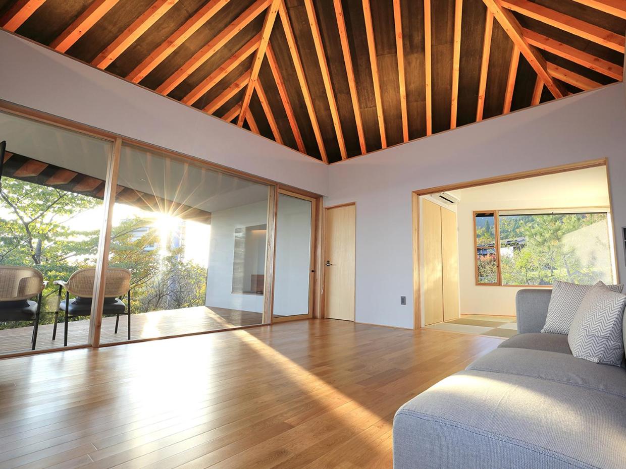 Quadruple Room with Private Bathroom - Photo 2