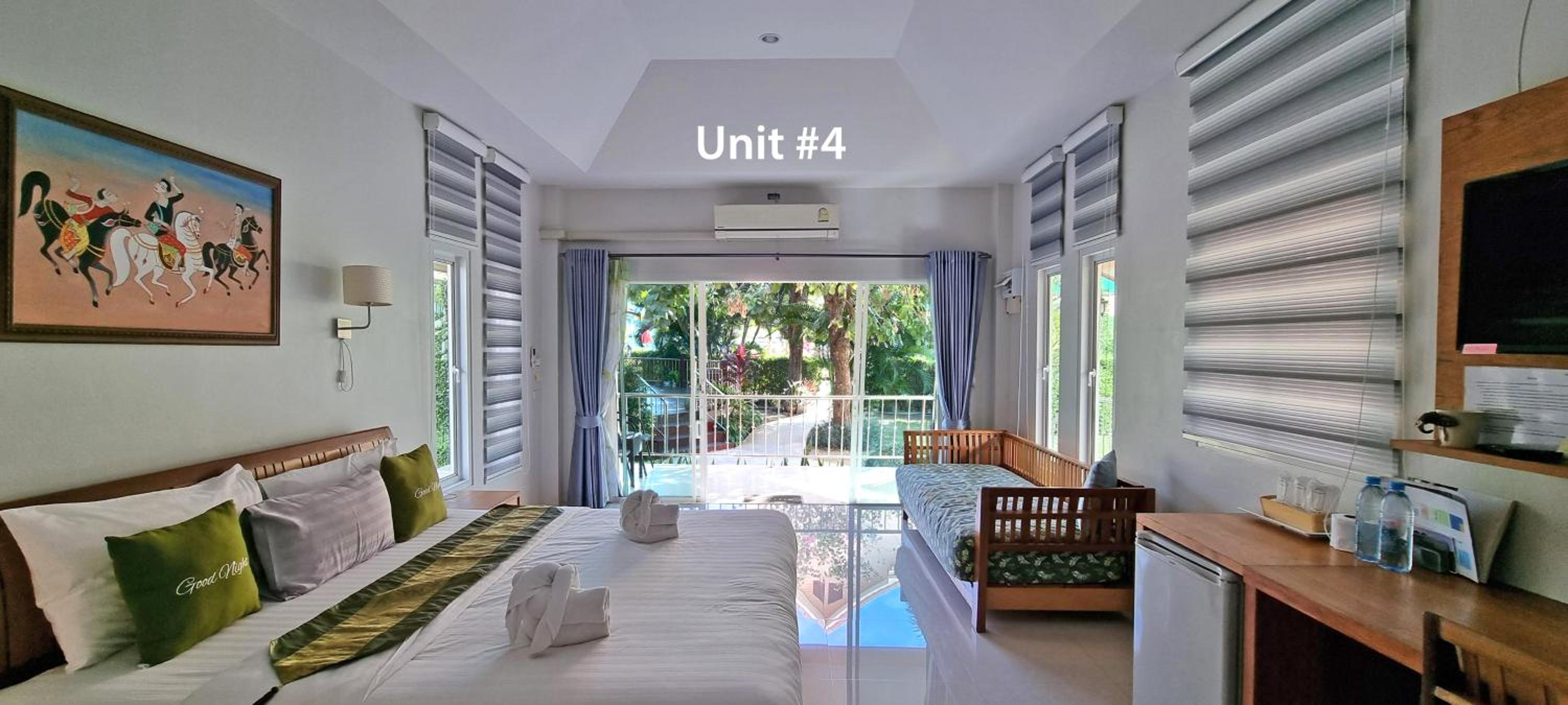 One-Bedroom House - Photo 4