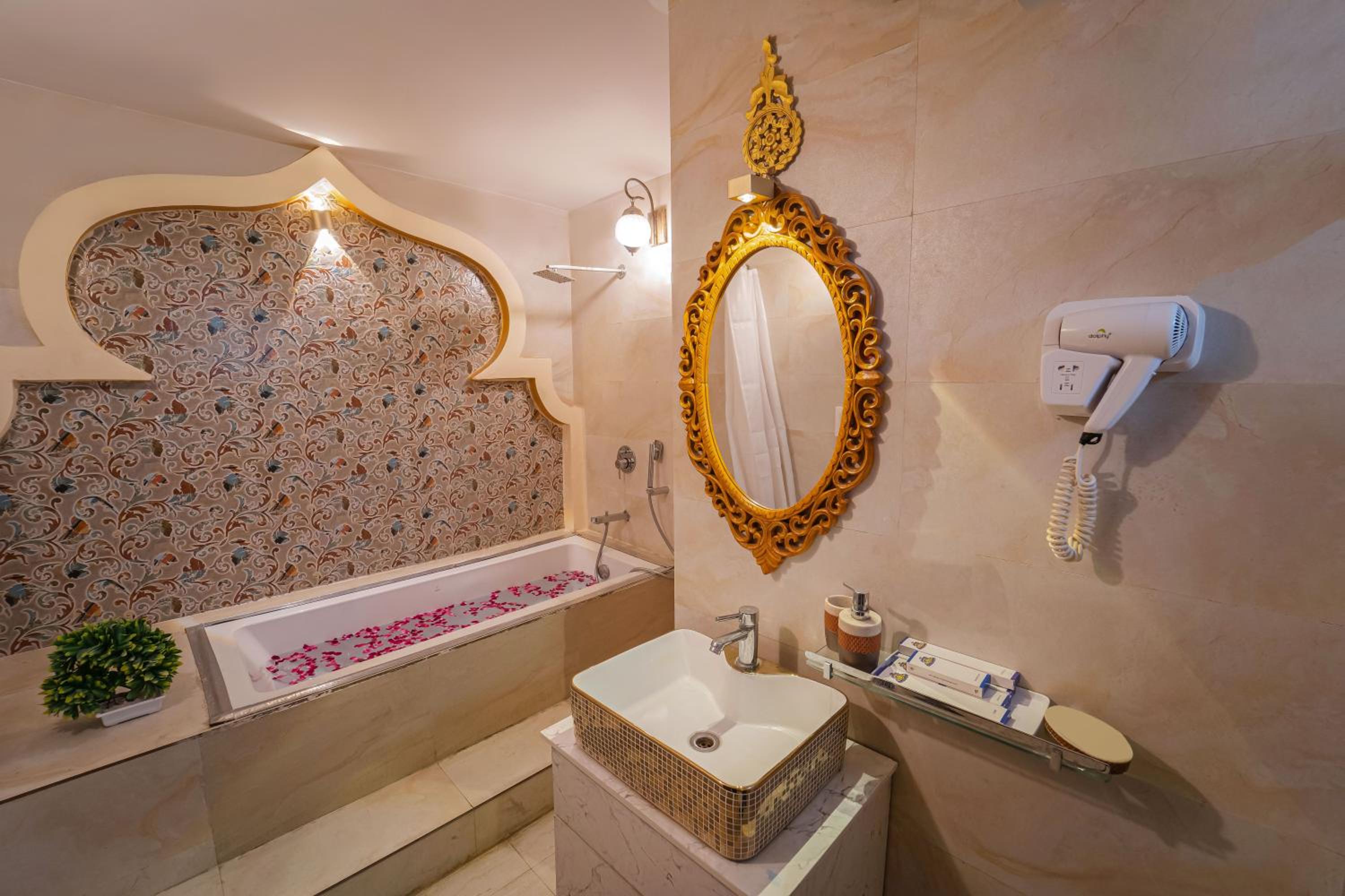 Maharajah Palace Suite With Complimentary Hi Tea and Mini-bar - Photo 5