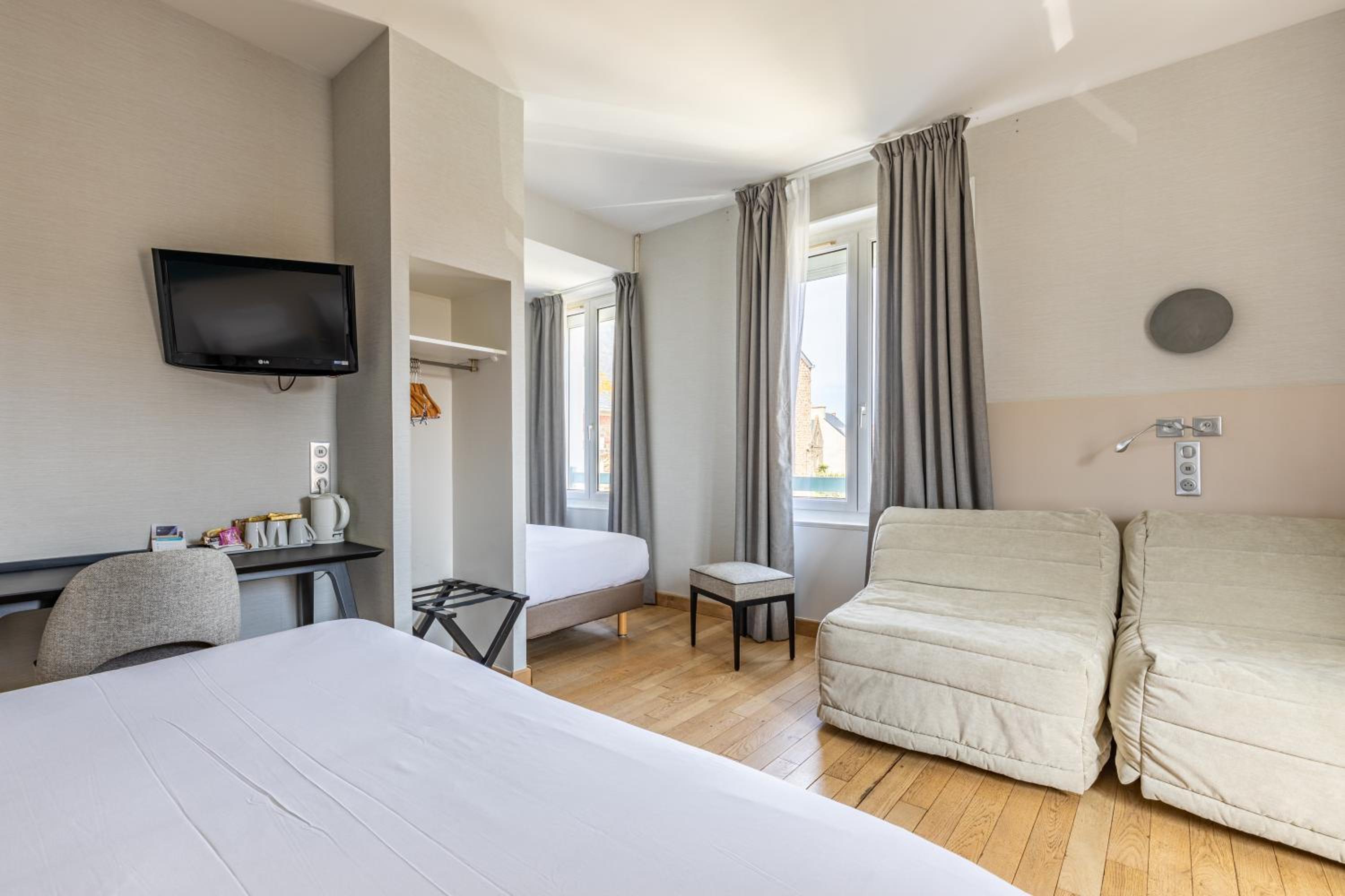 Standard Room (5 people) photo 3