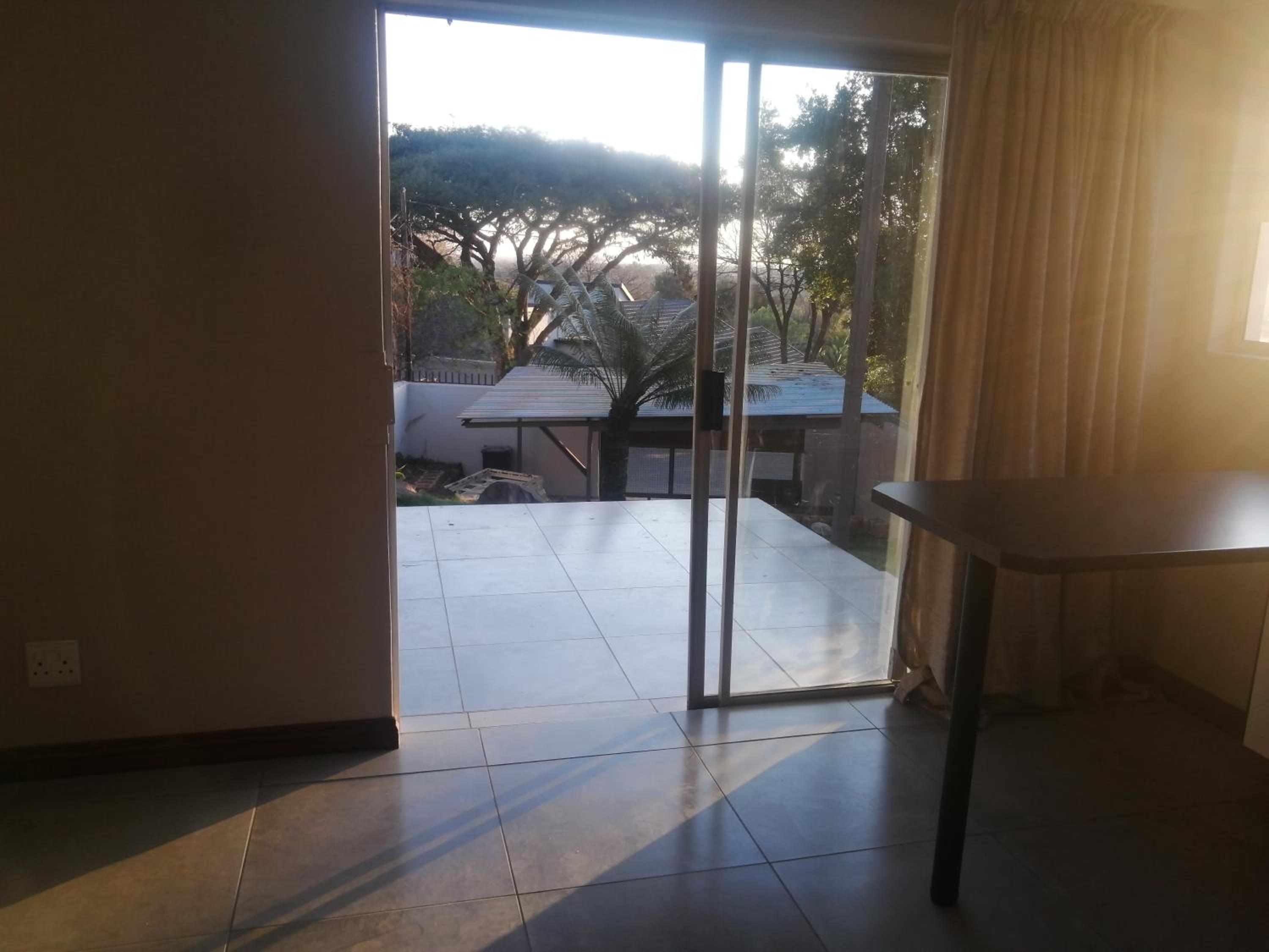 Double or Twin Room - Photo 6