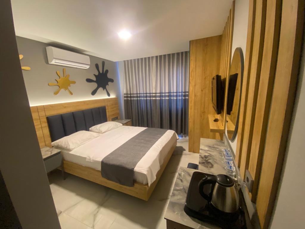 Single Room photo 2