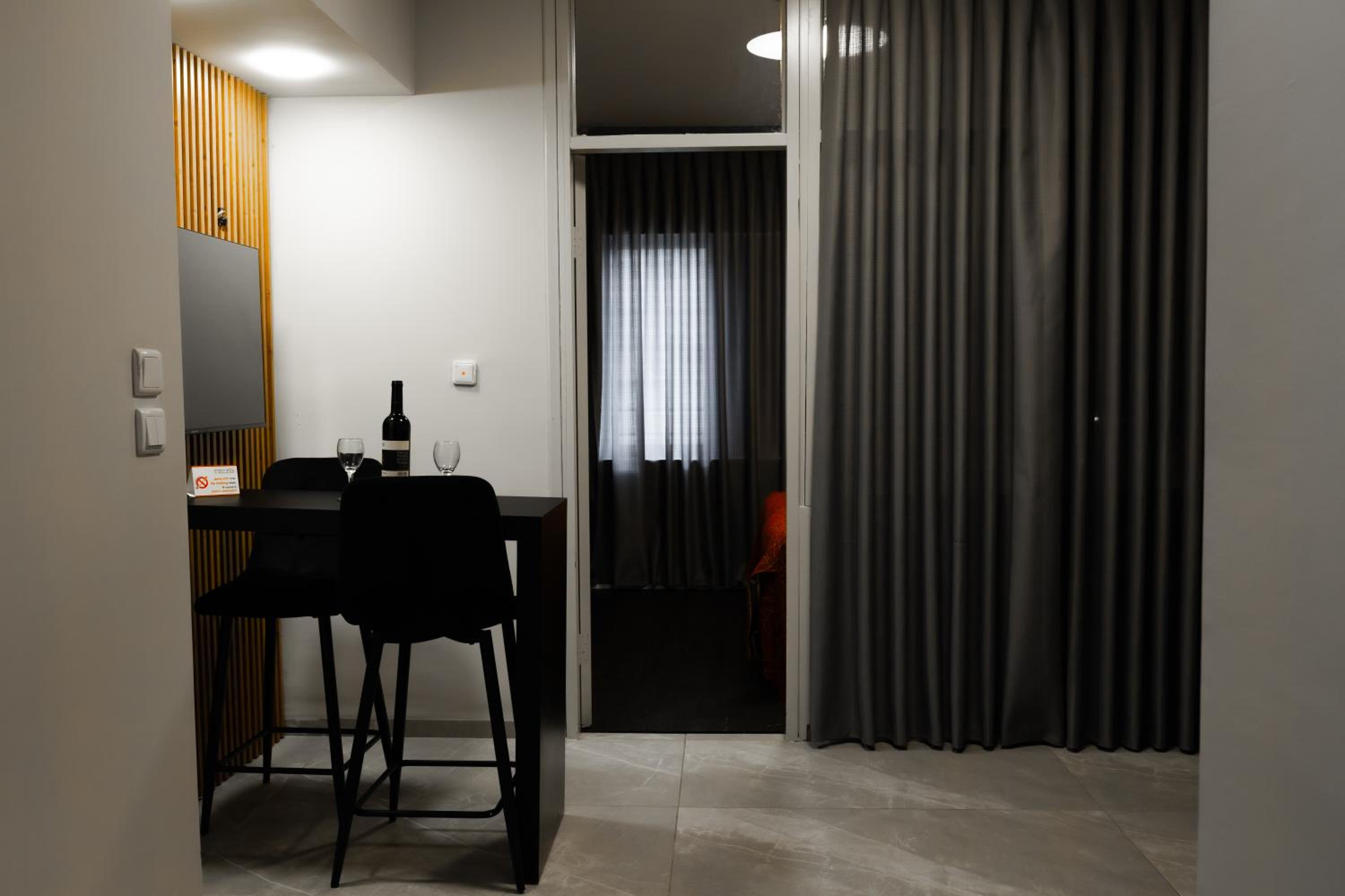 Family Two-Bedroom Suite - Photo 6