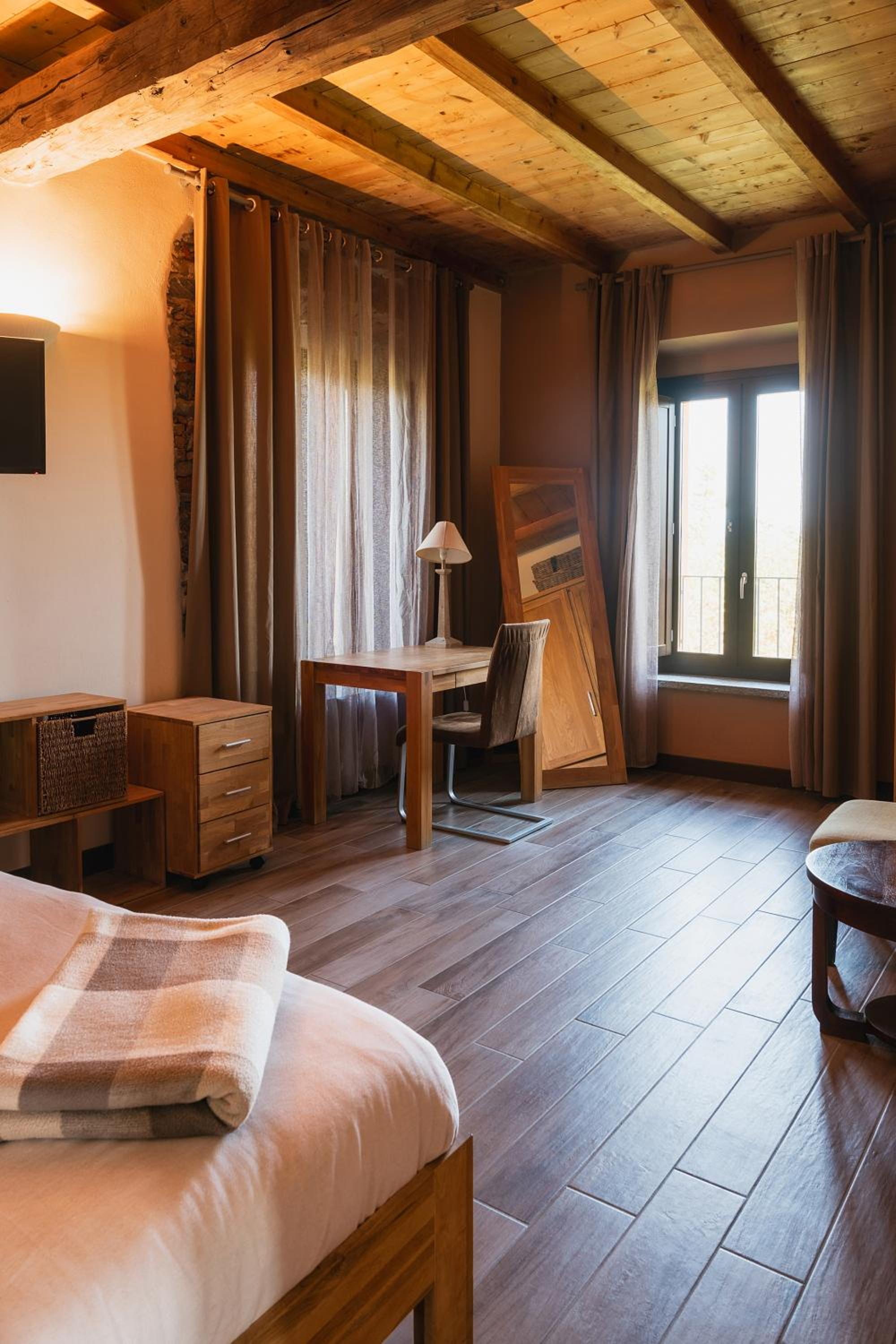 Double Room with Lake View