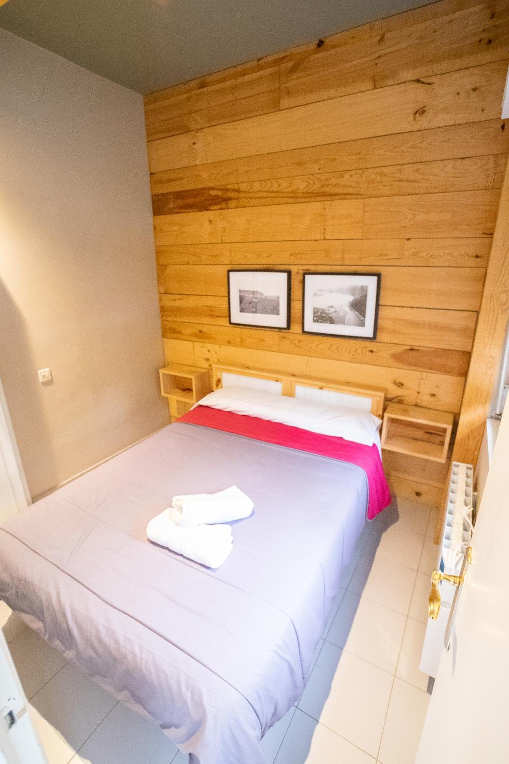Double Room with Private Bathroom photo 2