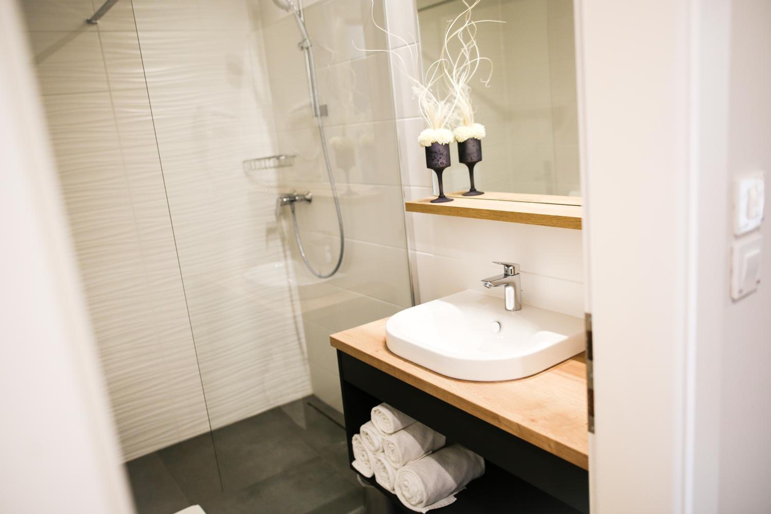 Comfort Double or Twin Room - Photo 12