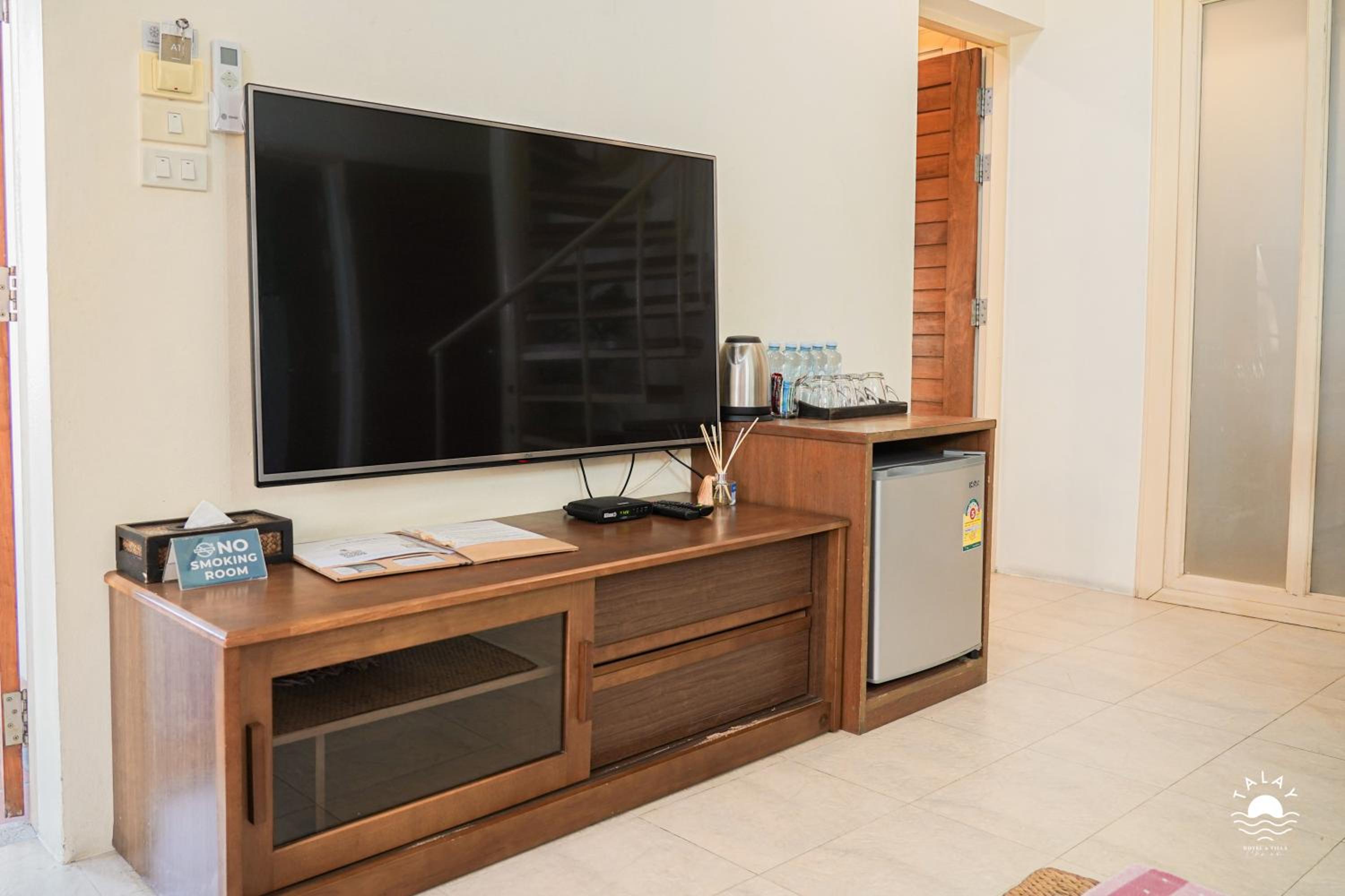 Three-Bedroom Villa - The Talay Villa - Photo 3