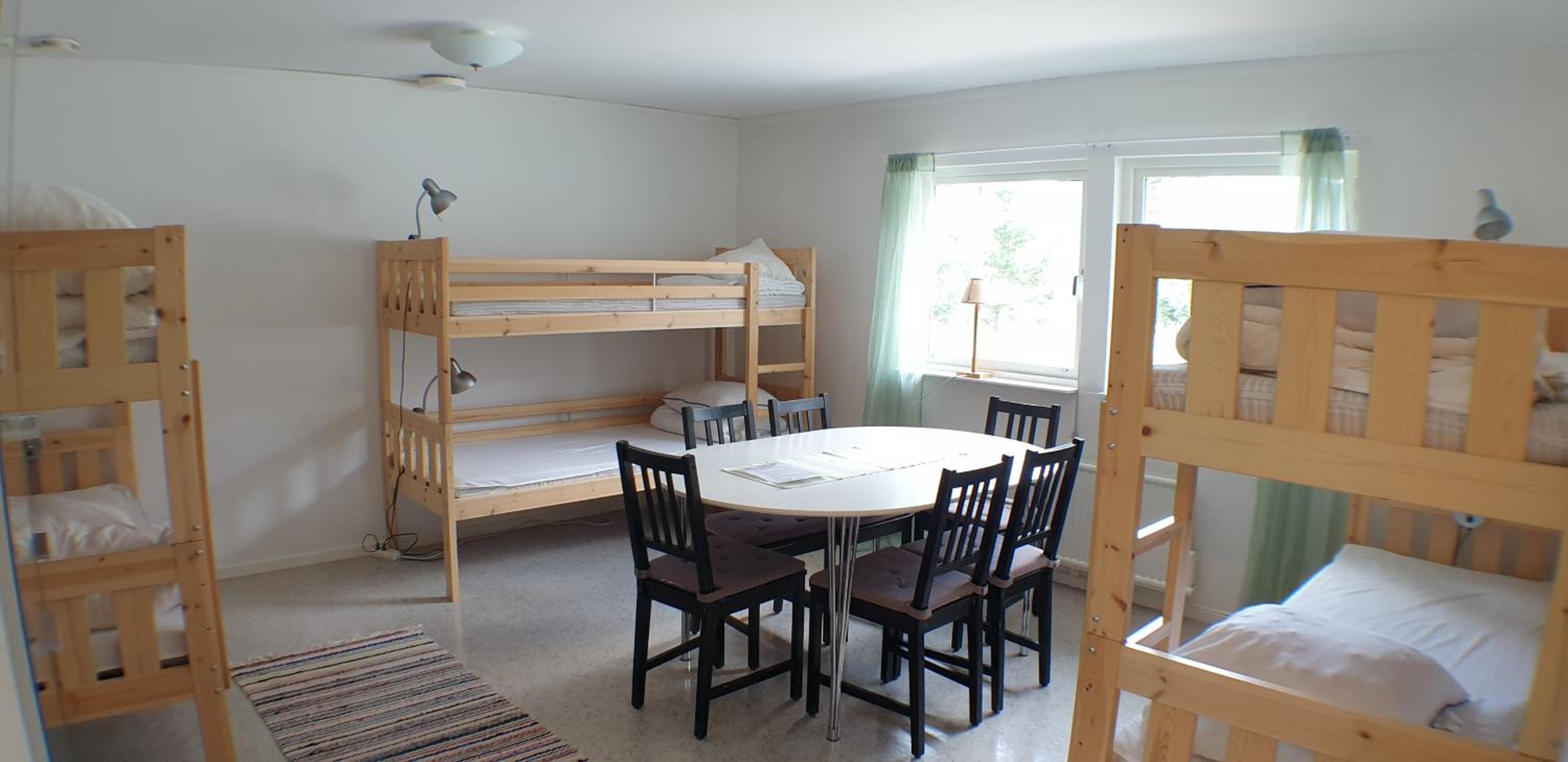 6-Bed Mixed Dormitory Room photo 2