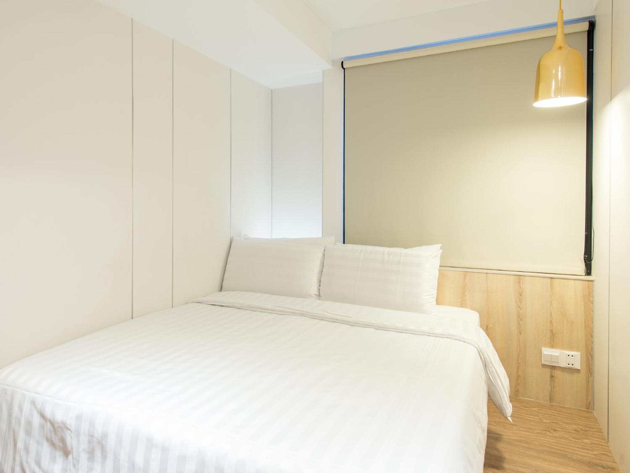 Double Room thumbnail 5