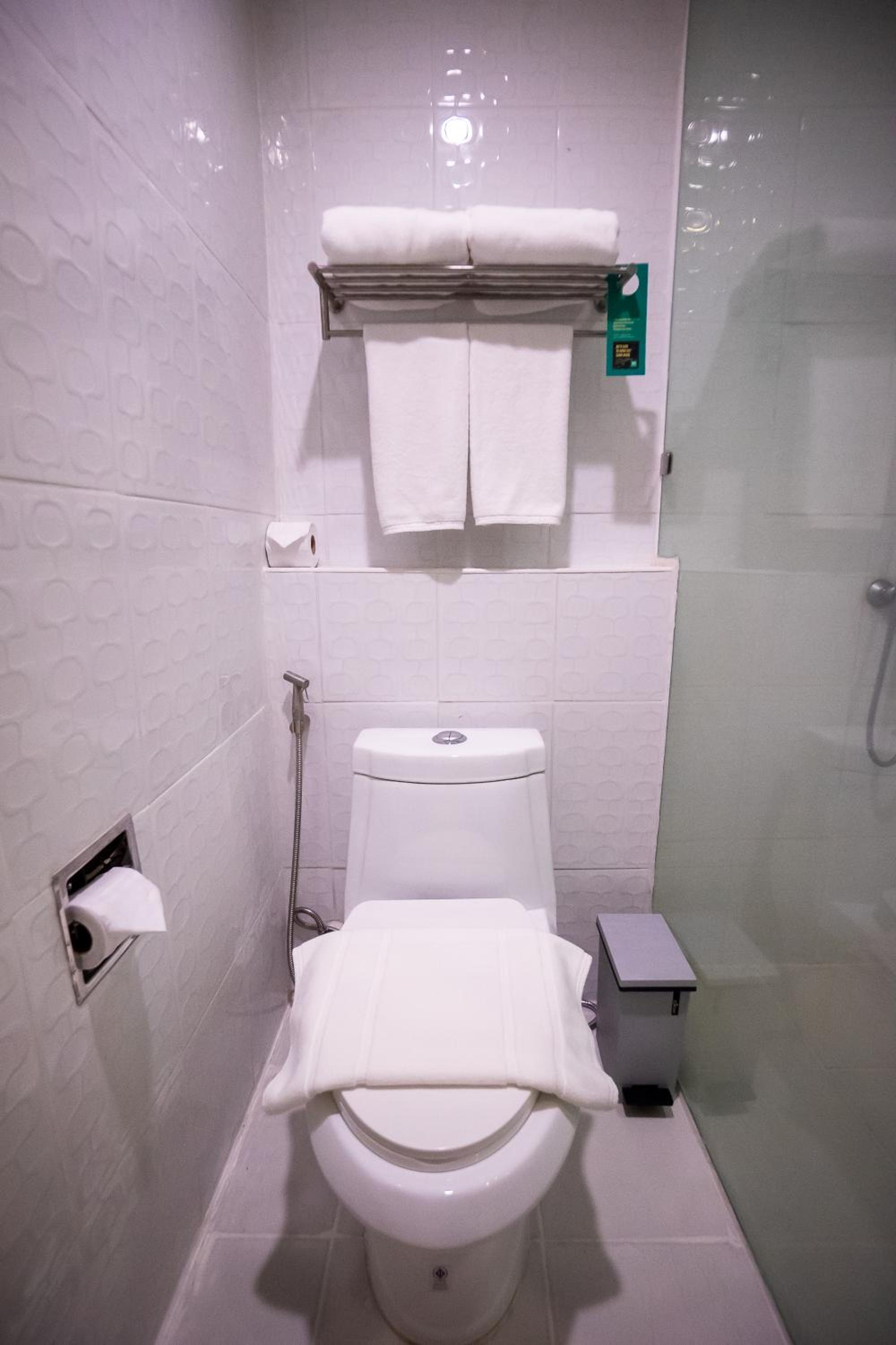 Superior Twin Room - Photo 8