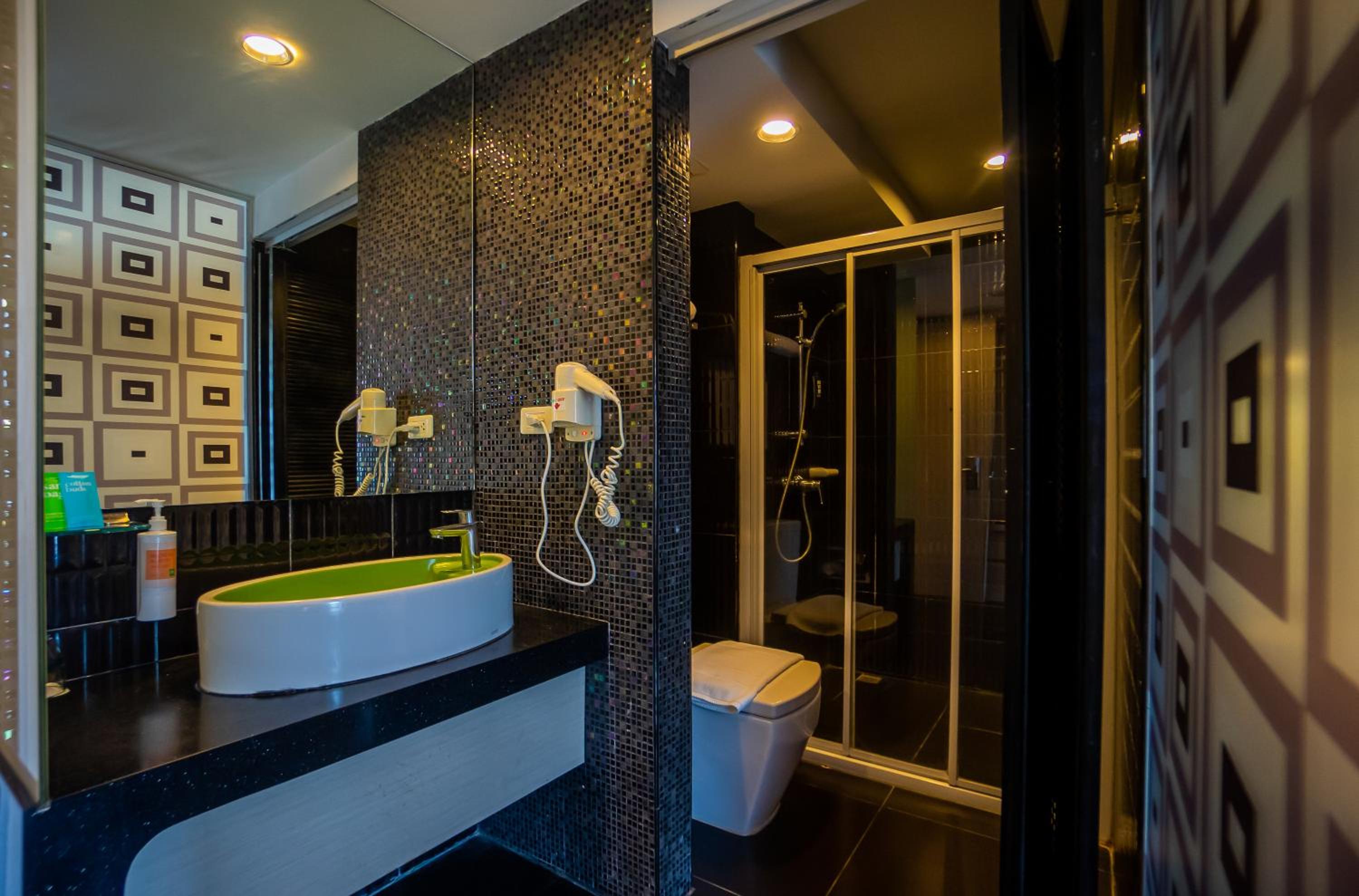 Superior Twin Room - Photo 11