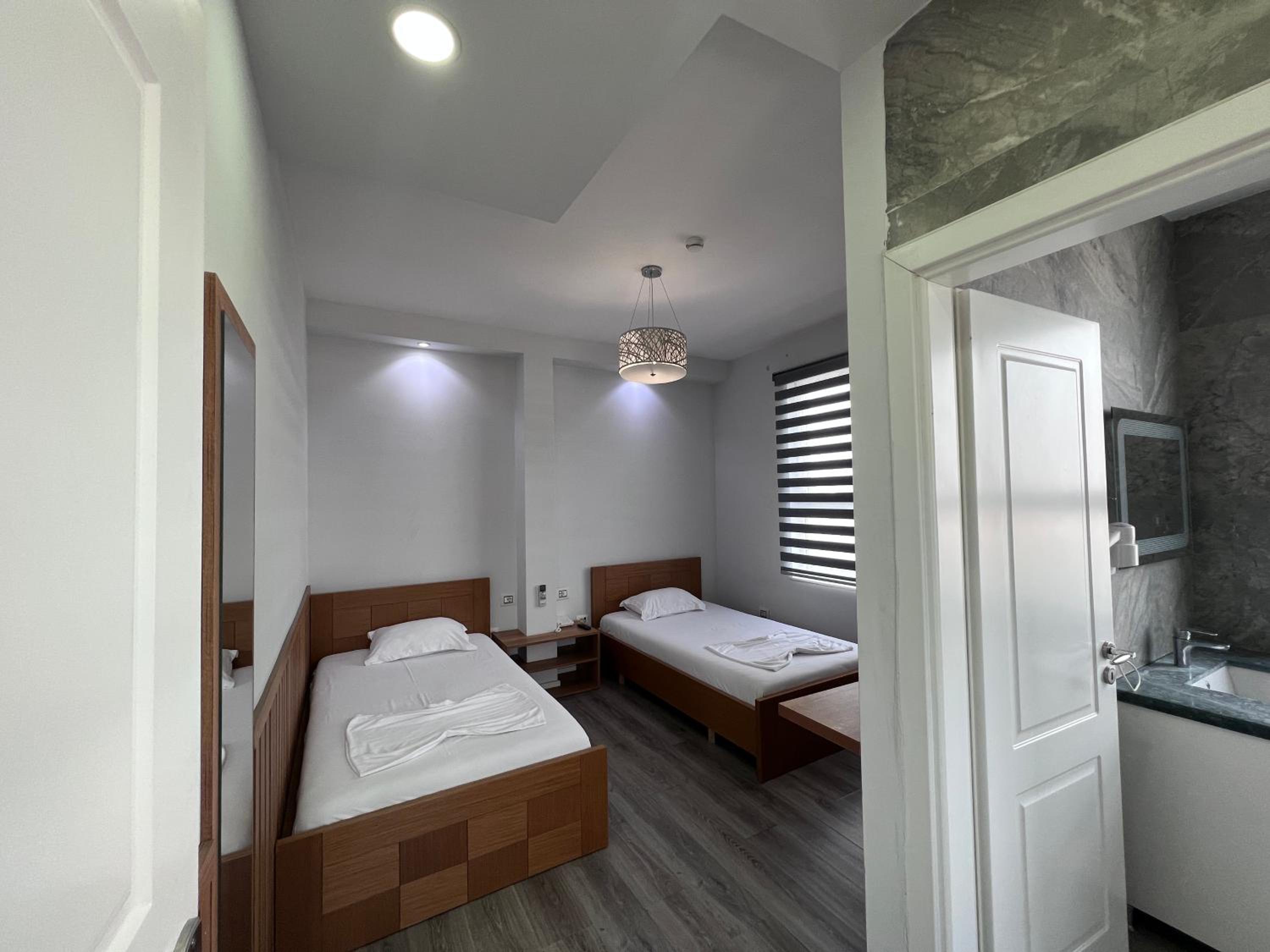 Economy Twin Room