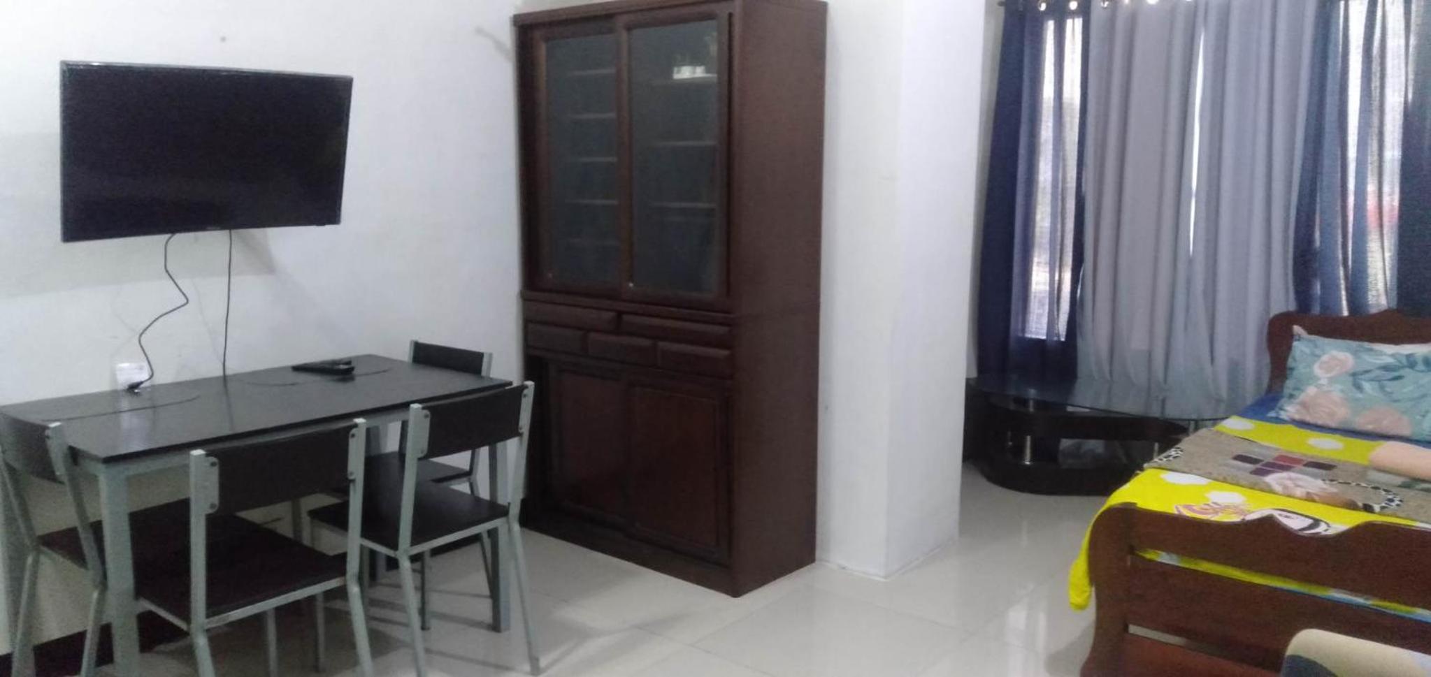Studio with Balcony - Photo 11