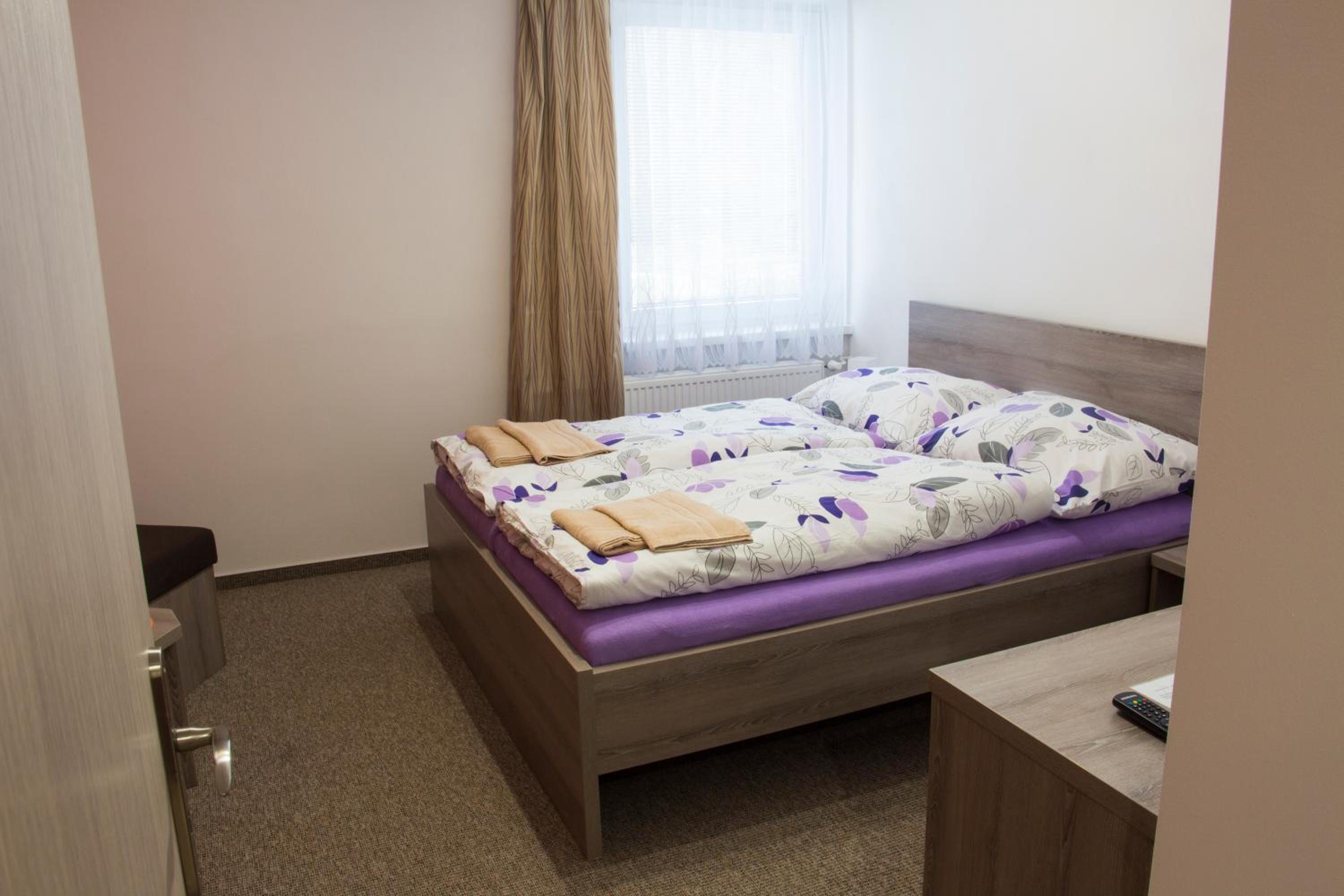 Deluxe Double Room - Photo 7