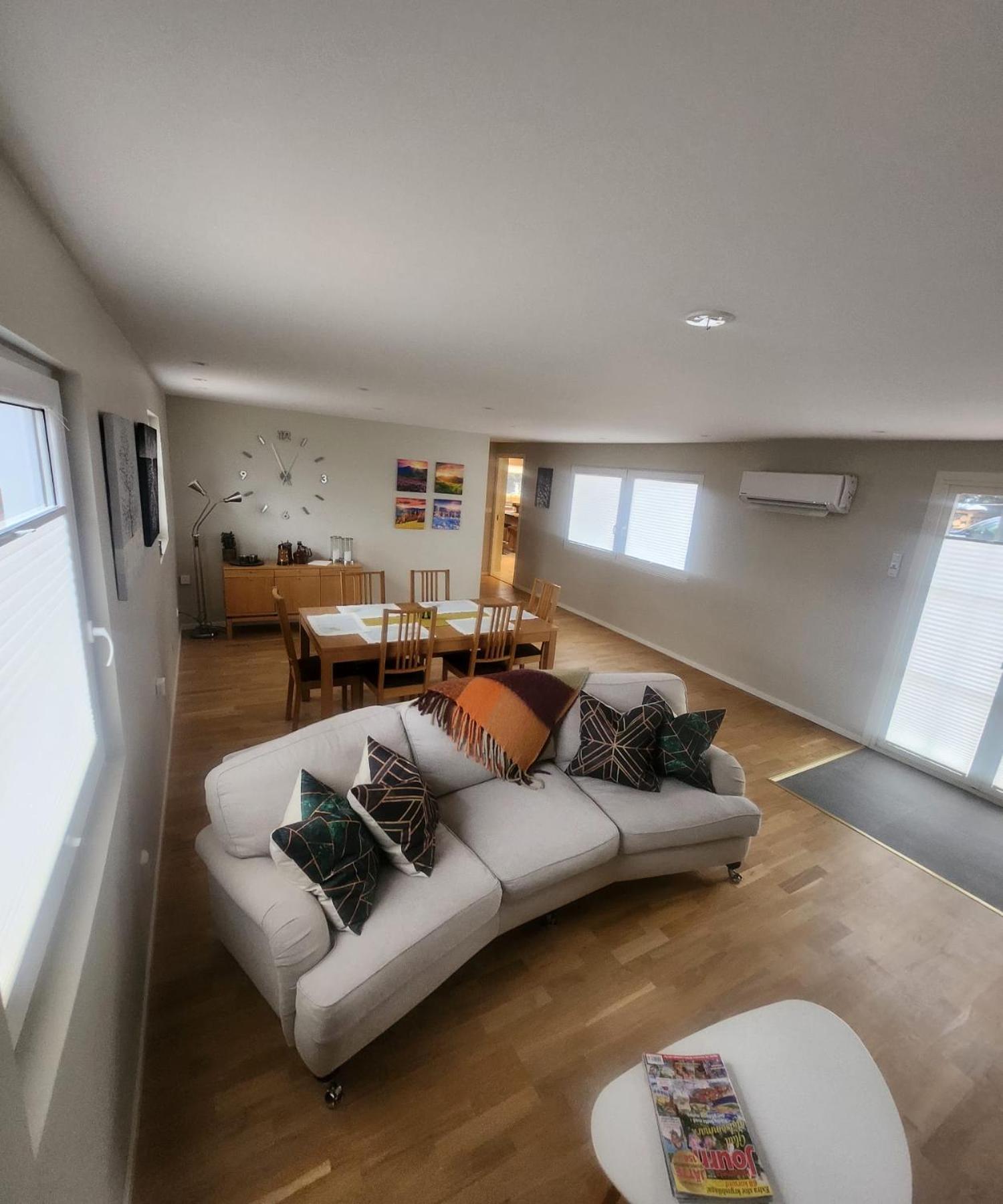 Three-Bedroom House photo 1