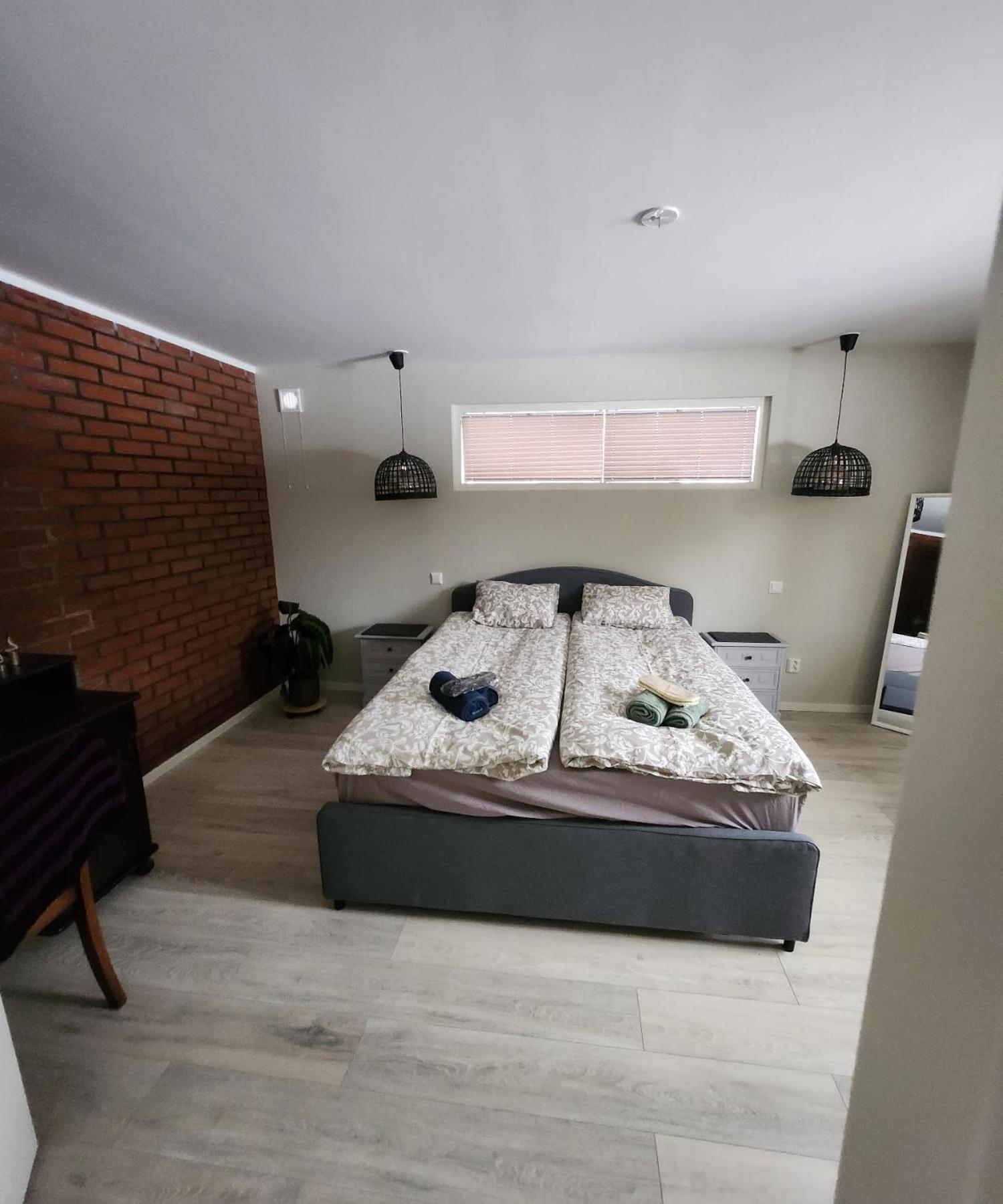 Three-Bedroom House photo 3