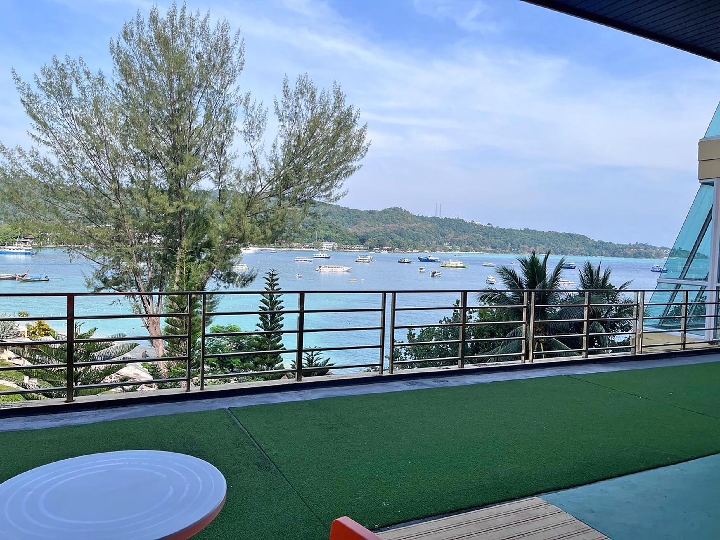 Luxury Double Room with Sea View photo 2