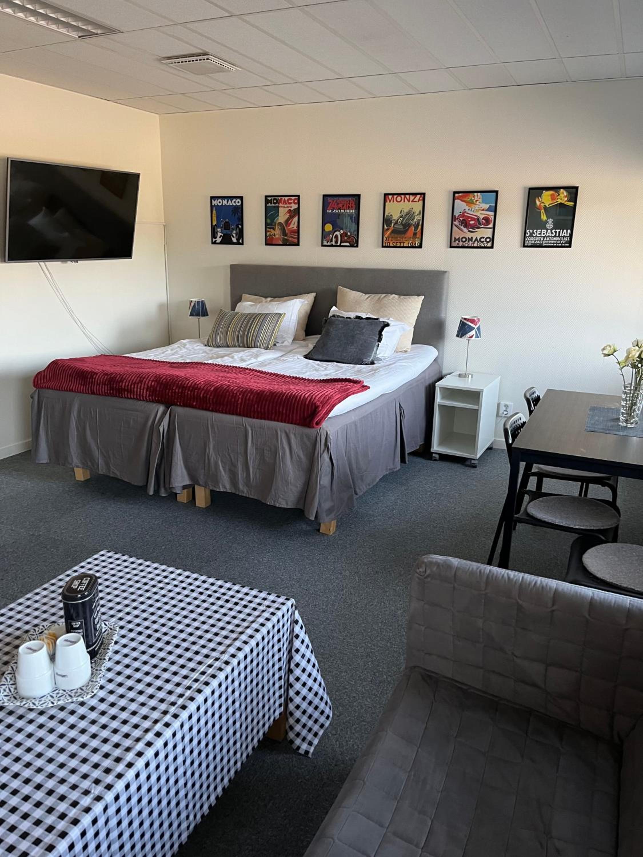 Standard Double Room - Photo 1