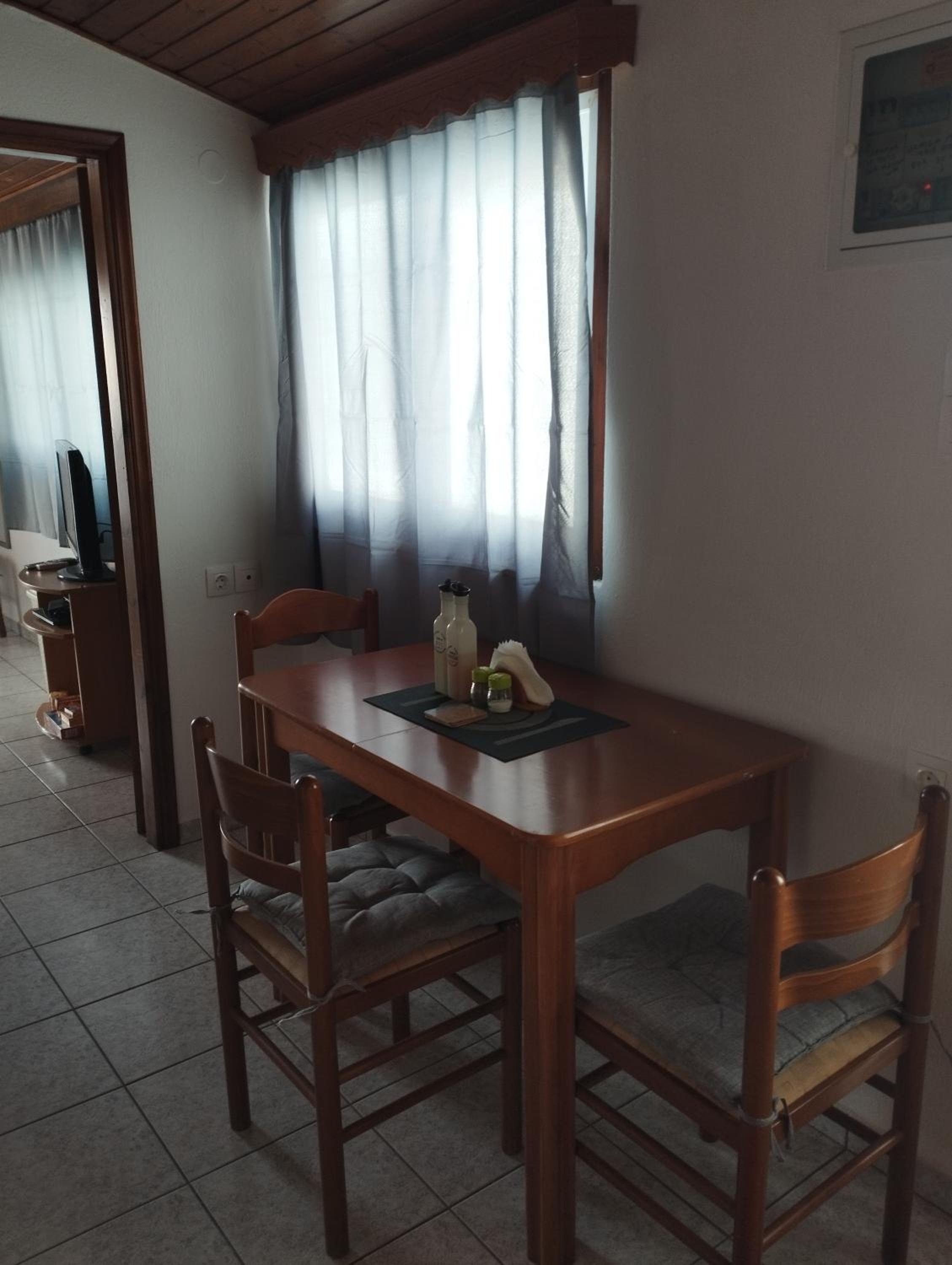 One-Bedroom Apartment - Photo 61
