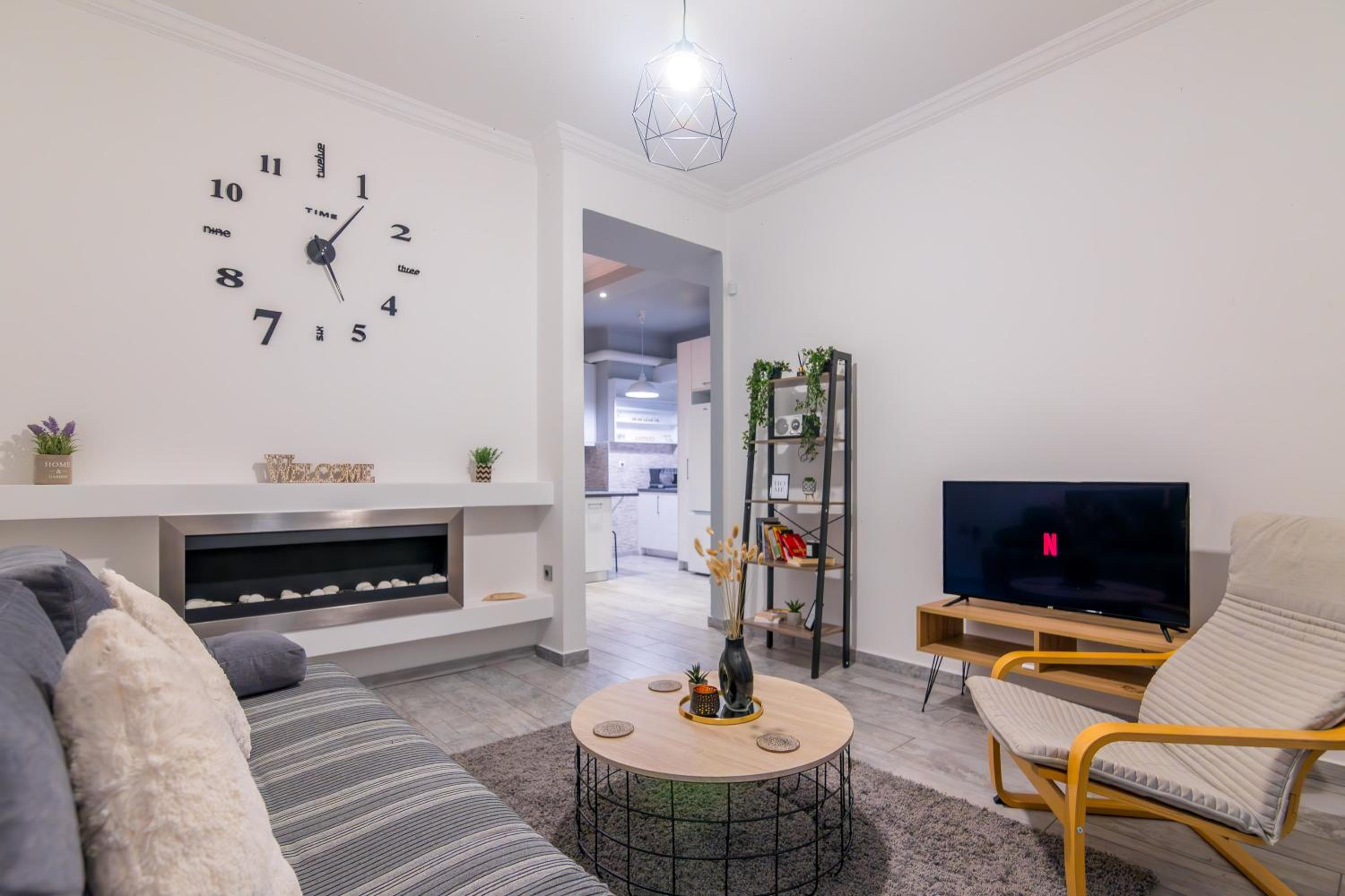 One-Bedroom Apartment