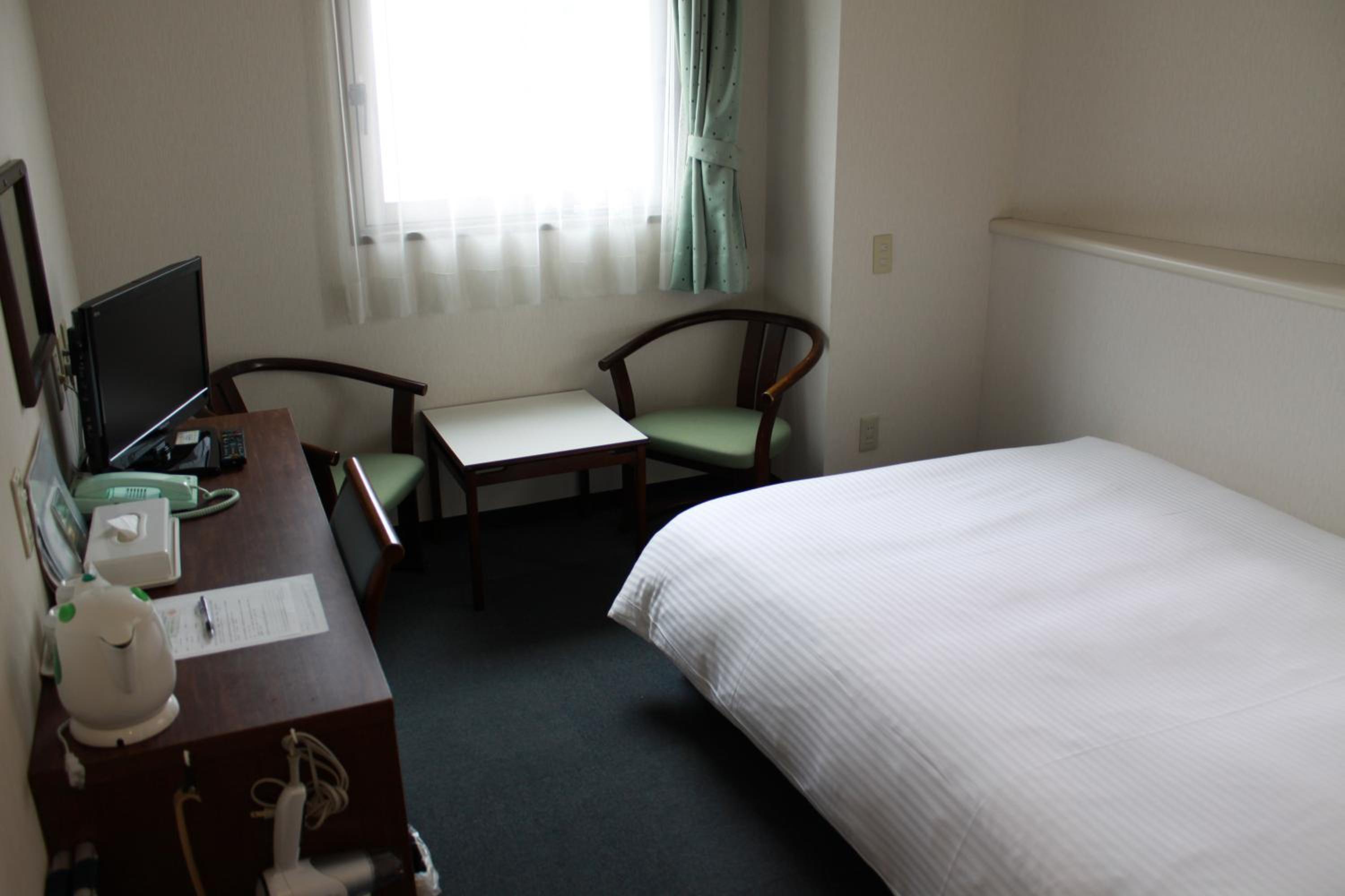 Double Room - Non-Smoking  photo 3