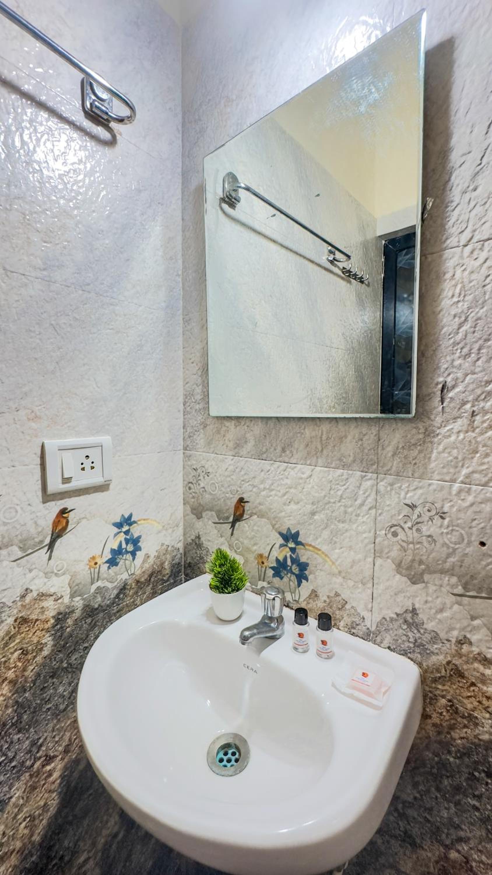 Triple Room - Photo 10