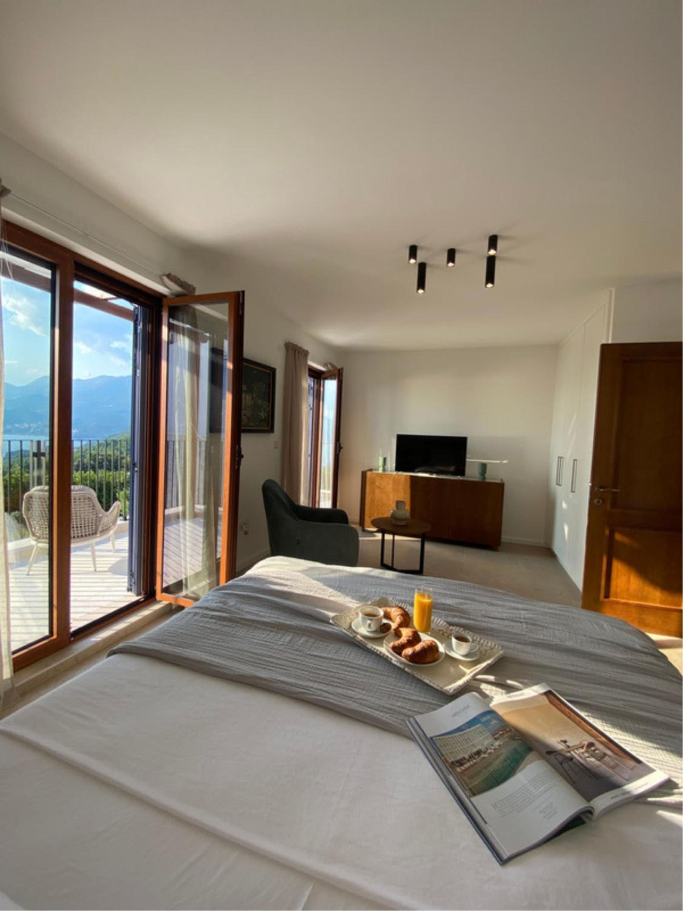 Three-Bedroom Villa photo 1