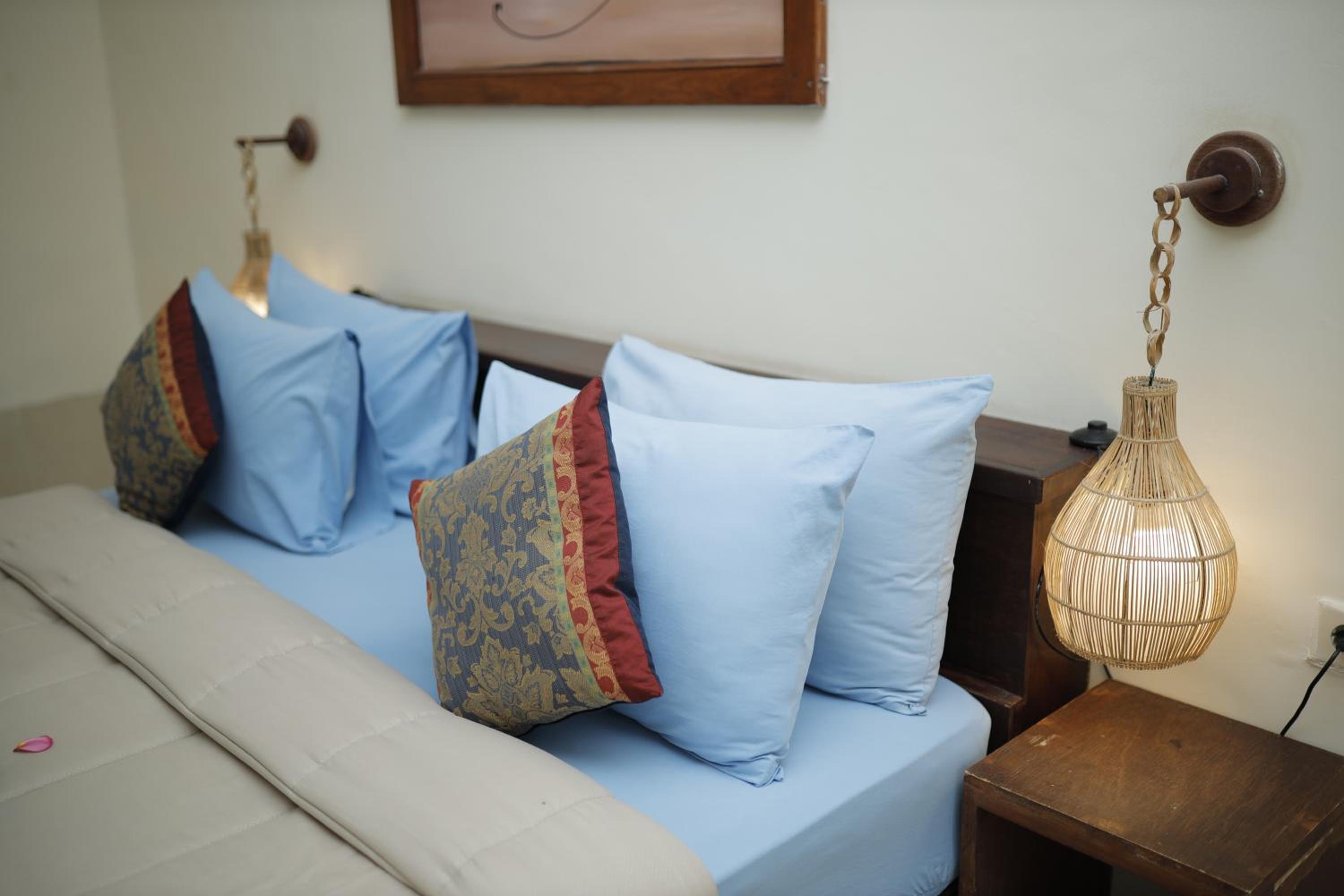 Deluxe Family Room - Photo 10