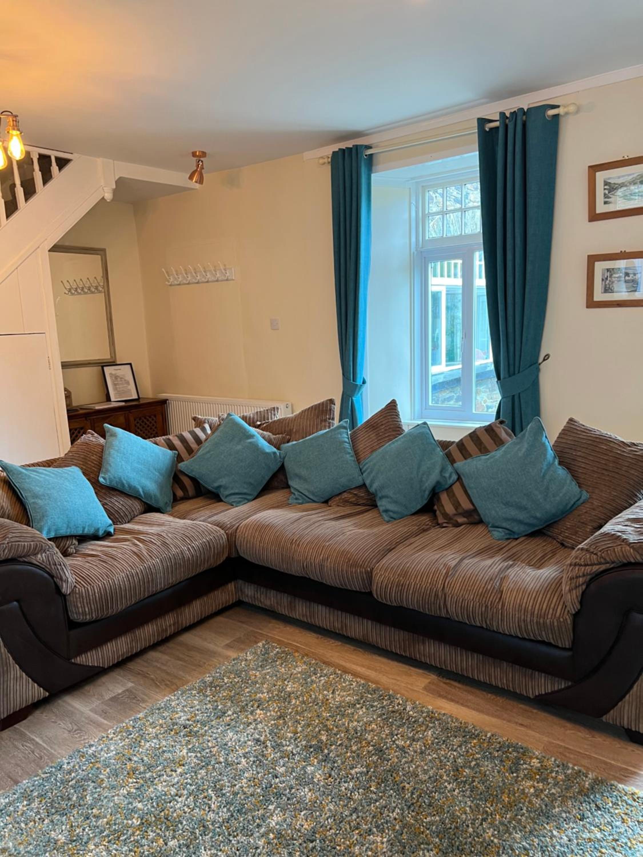 Three-Bedroom House photo 2