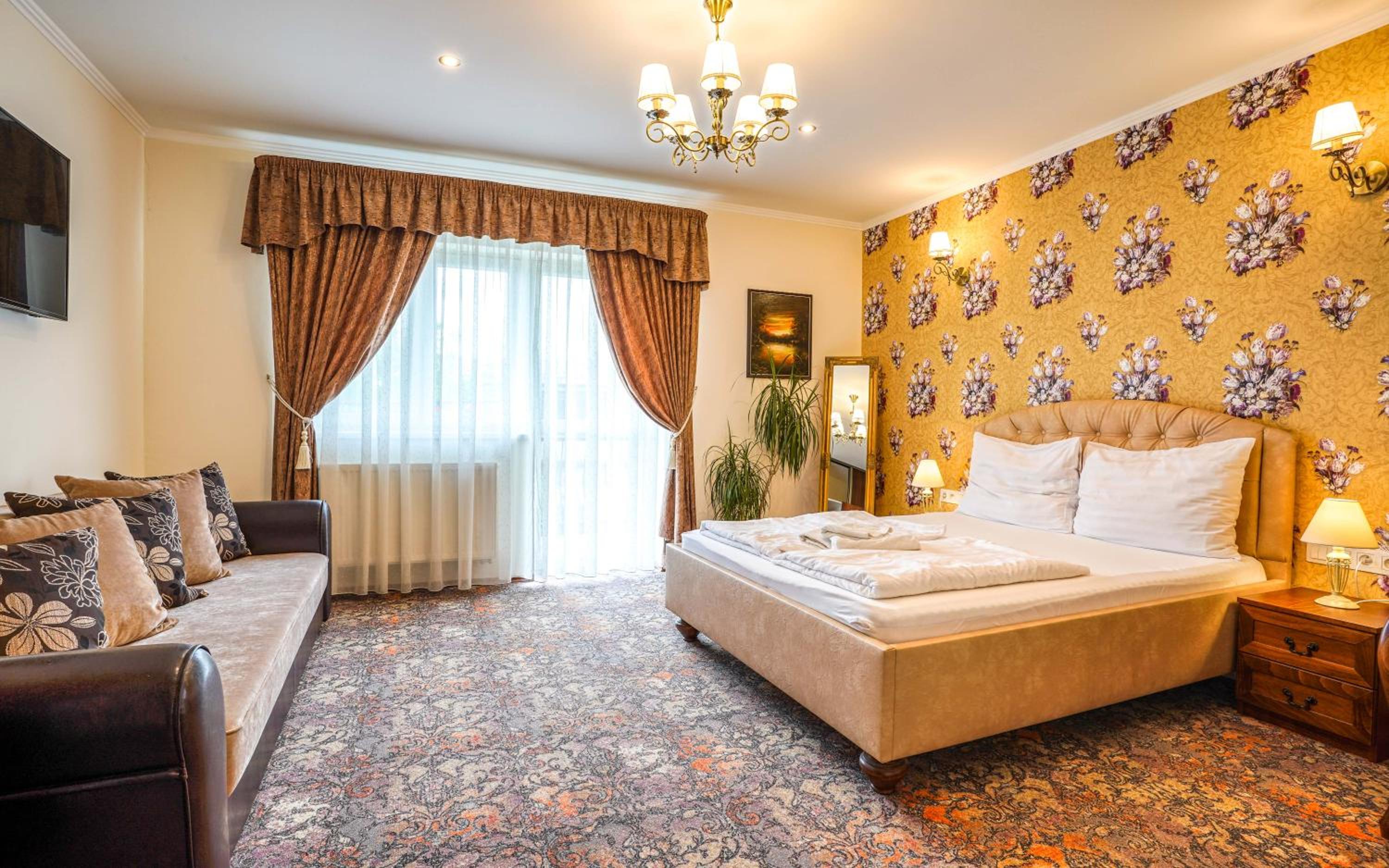 Deluxe Double Room - Photo 5