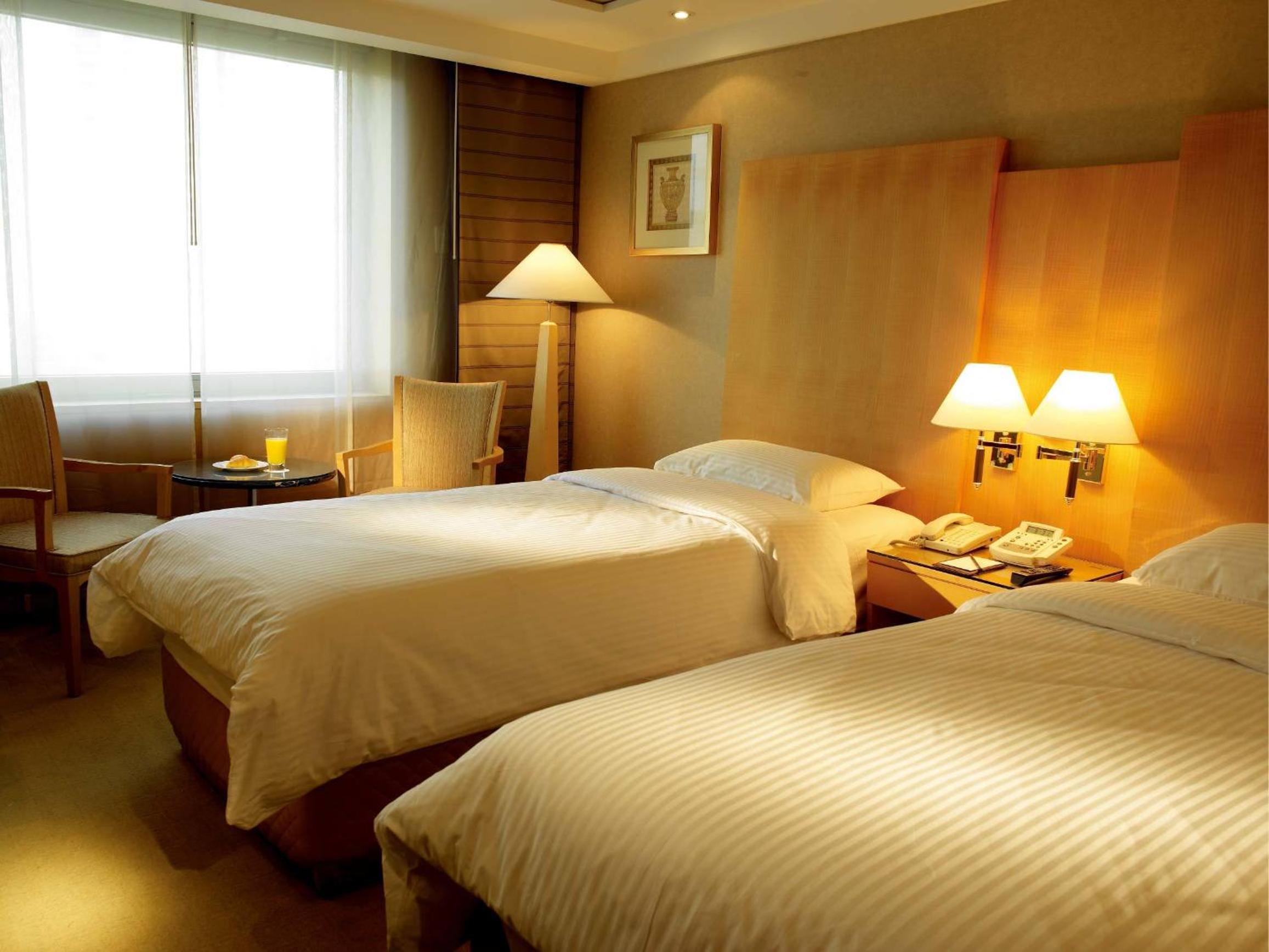 Deluxe Twin Room - Photo 3