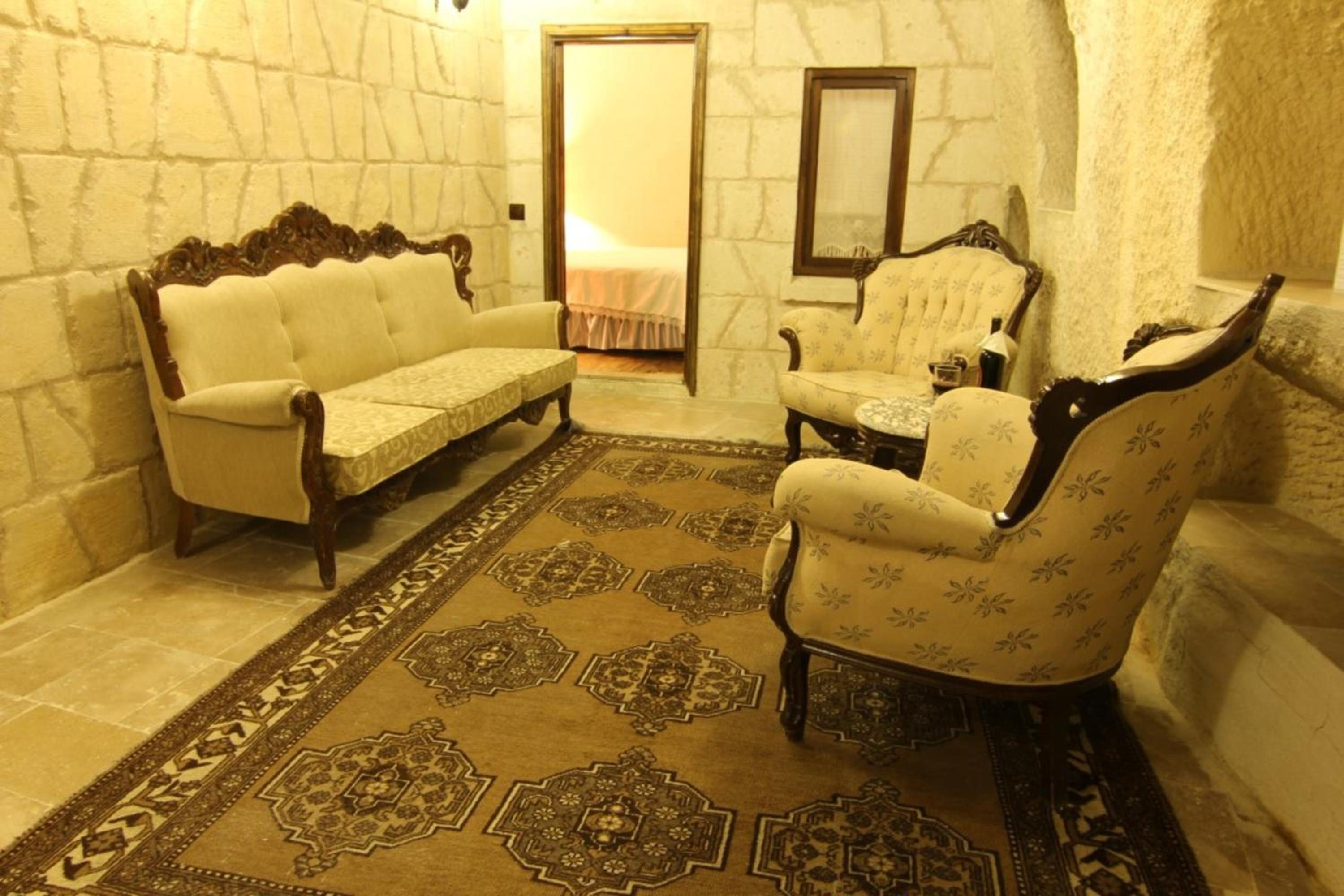Deluxe Queen Room photo 3