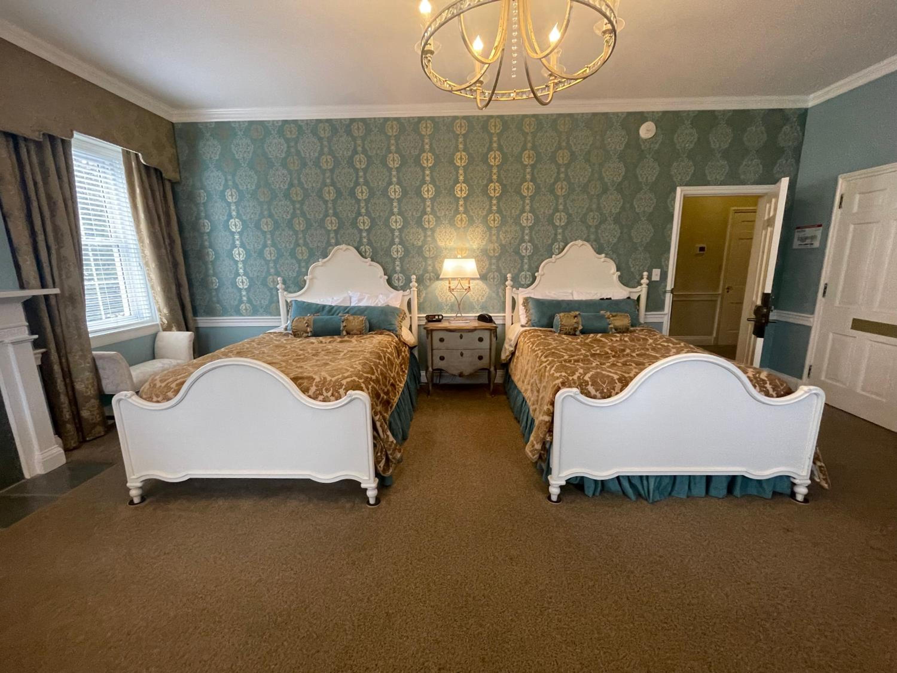 Deluxe Double Room - Photo 1