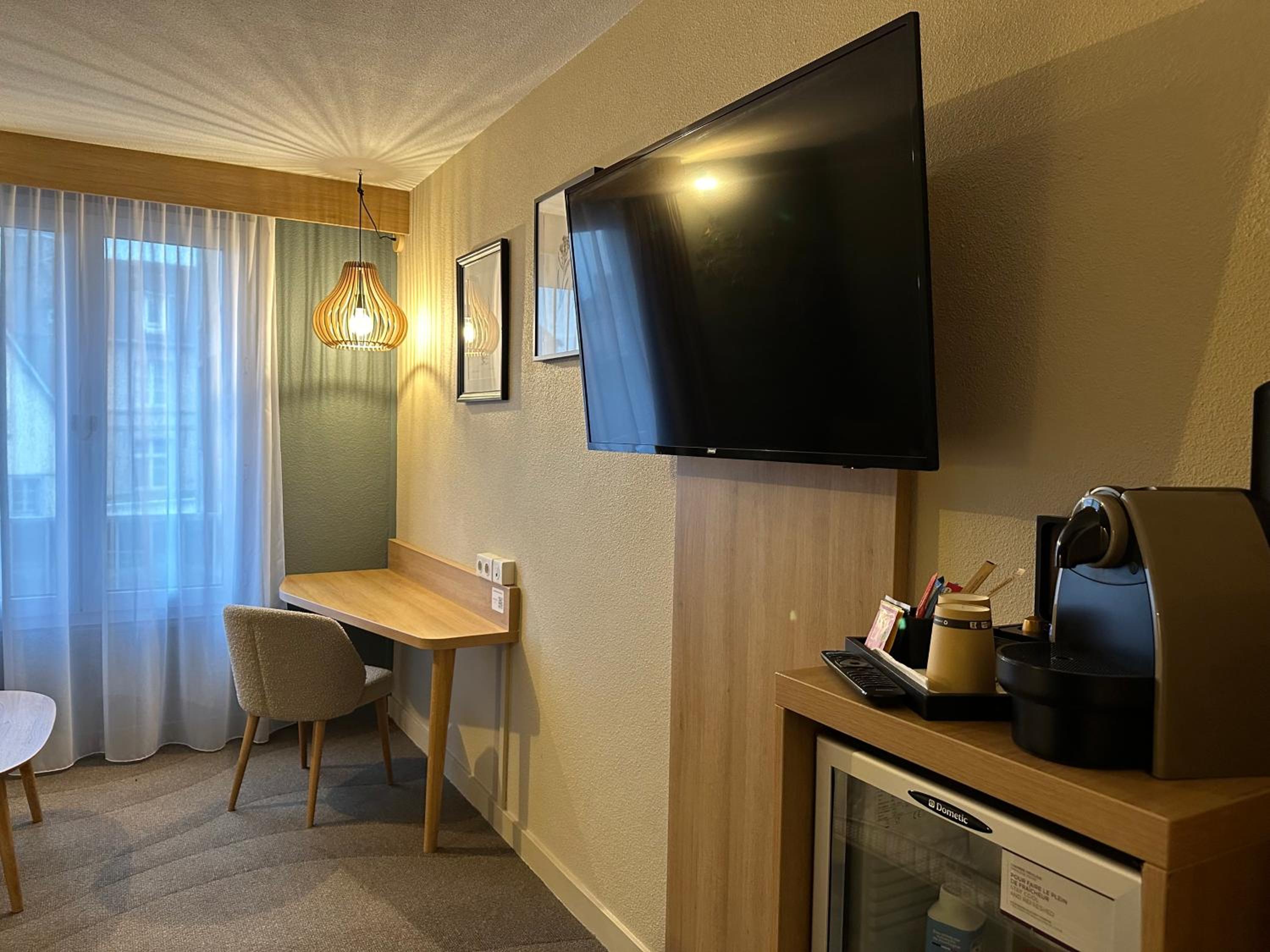 Privilege Family Room - Photo 9