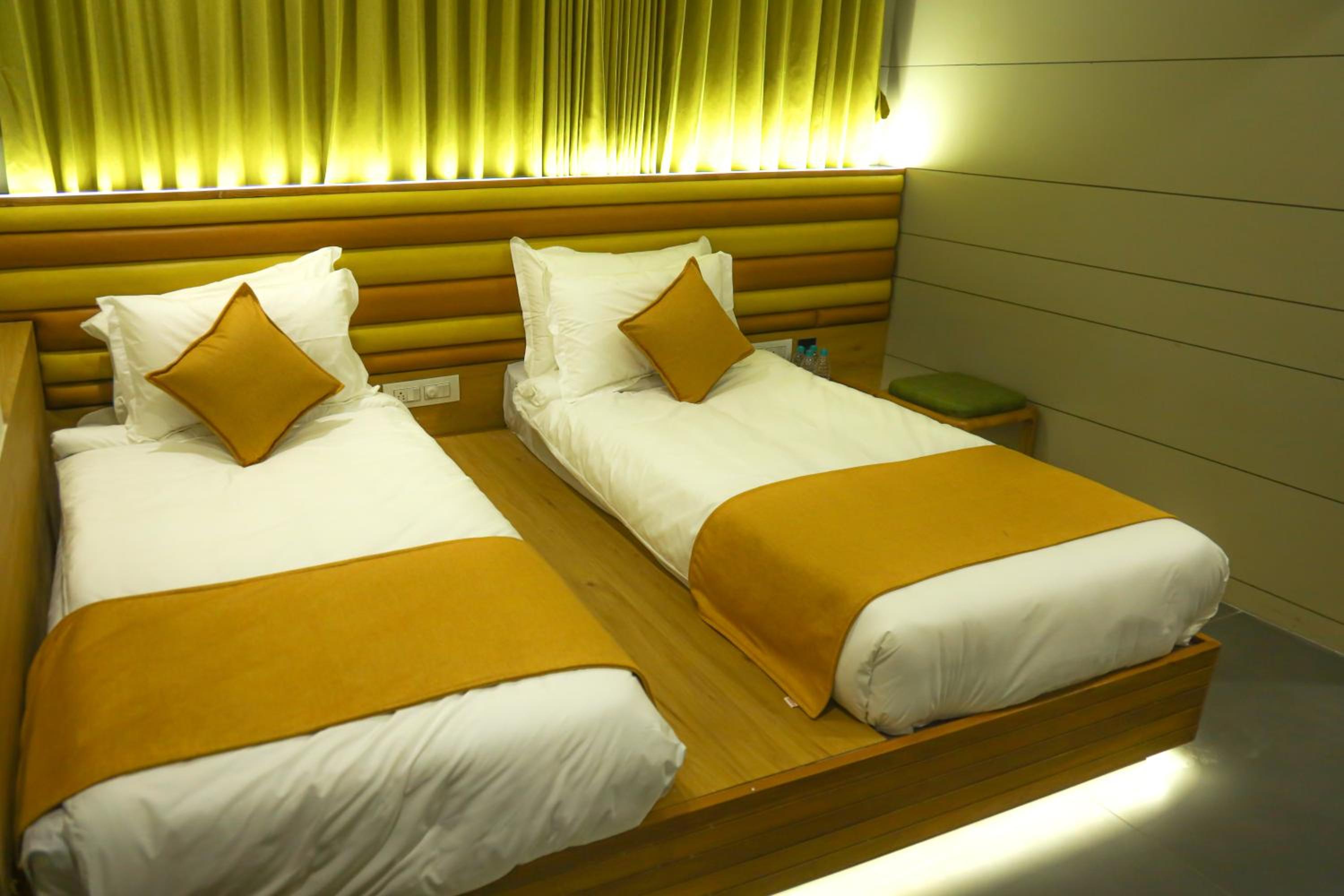 Deluxe Double Room photo 3