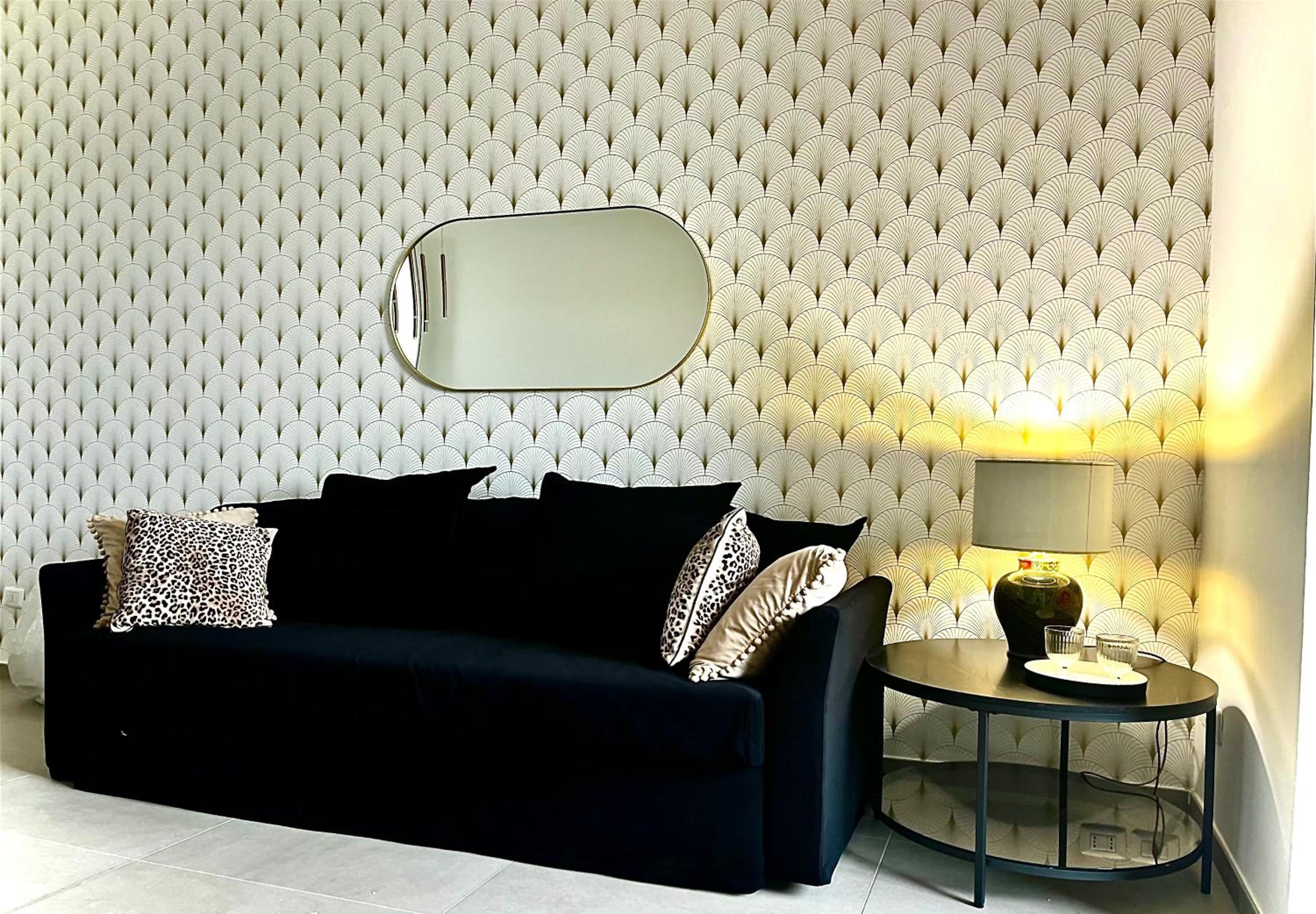 One-Bedroom Apartment - Photo 5