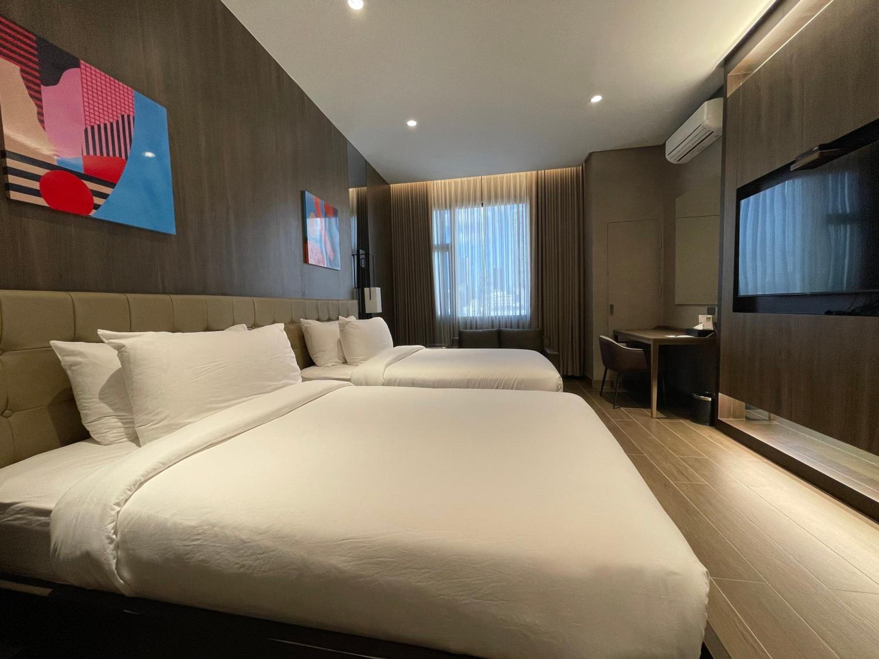 Deluxe Twin Room - Photo 7
