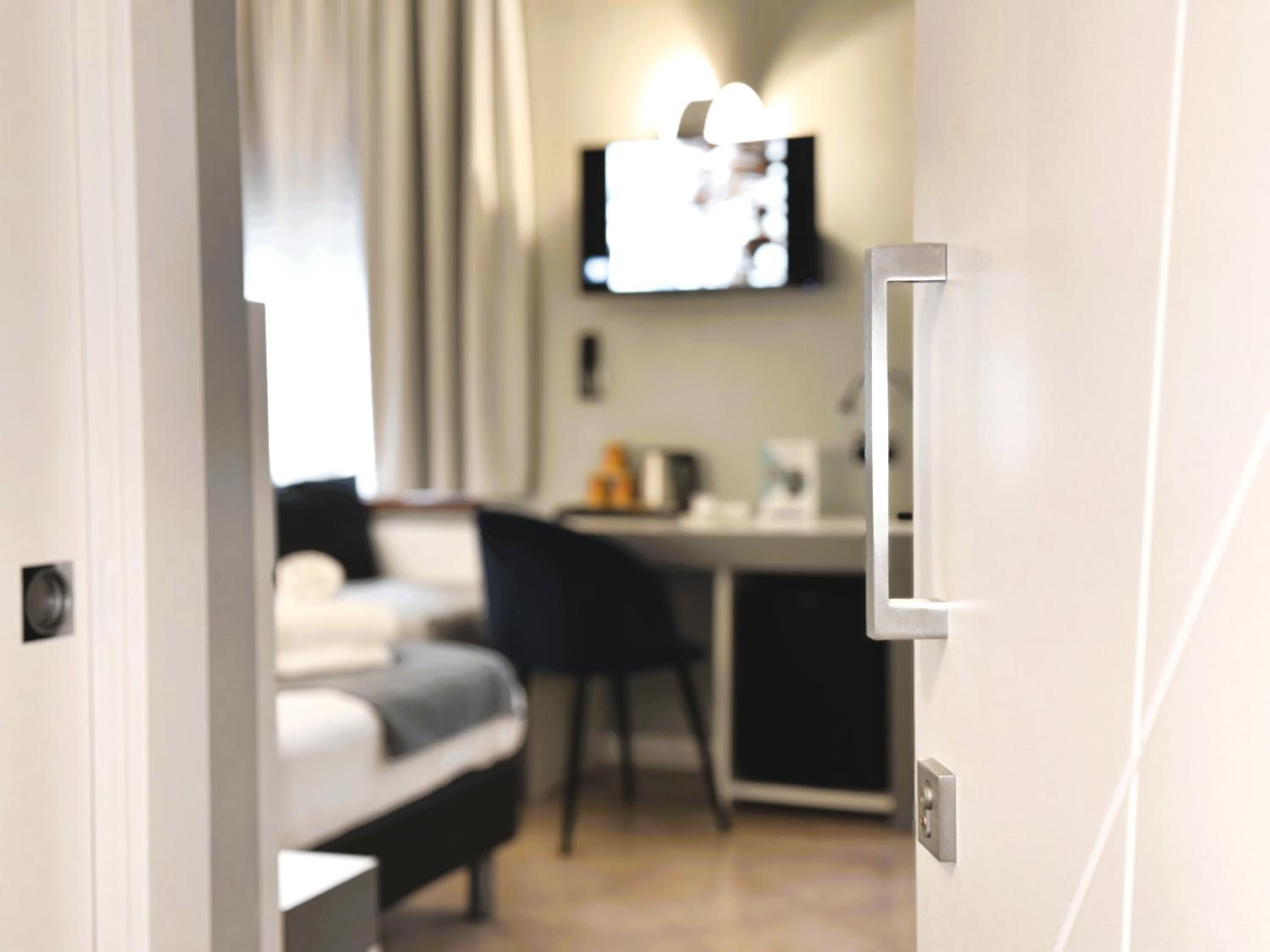 Double or Twin Room with Extra Bed